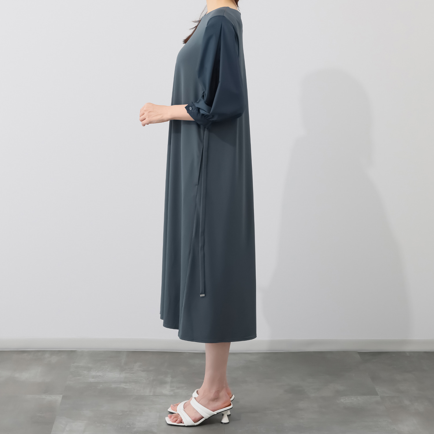 リサリサ ジョーゼット風 袖コンシャス デザインワンピース