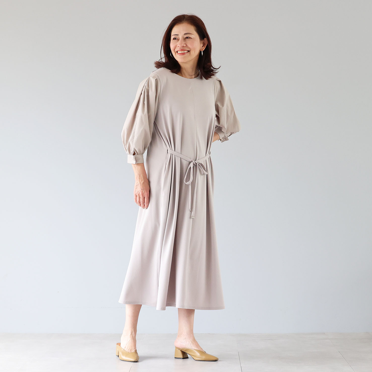 リサリサ ジョーゼット風 袖コンシャス デザインワンピース