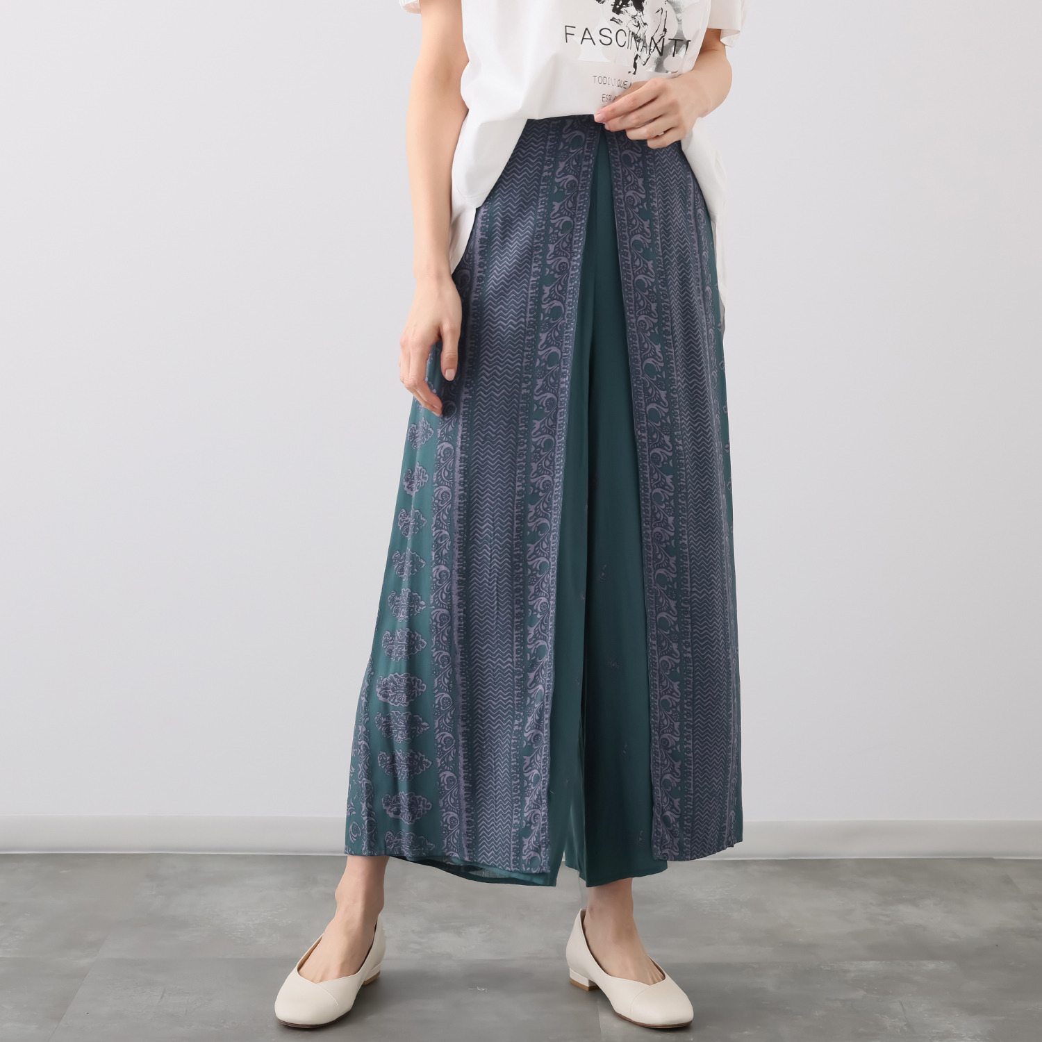 アリュメット 幾何柄 ラップワイドパンツ