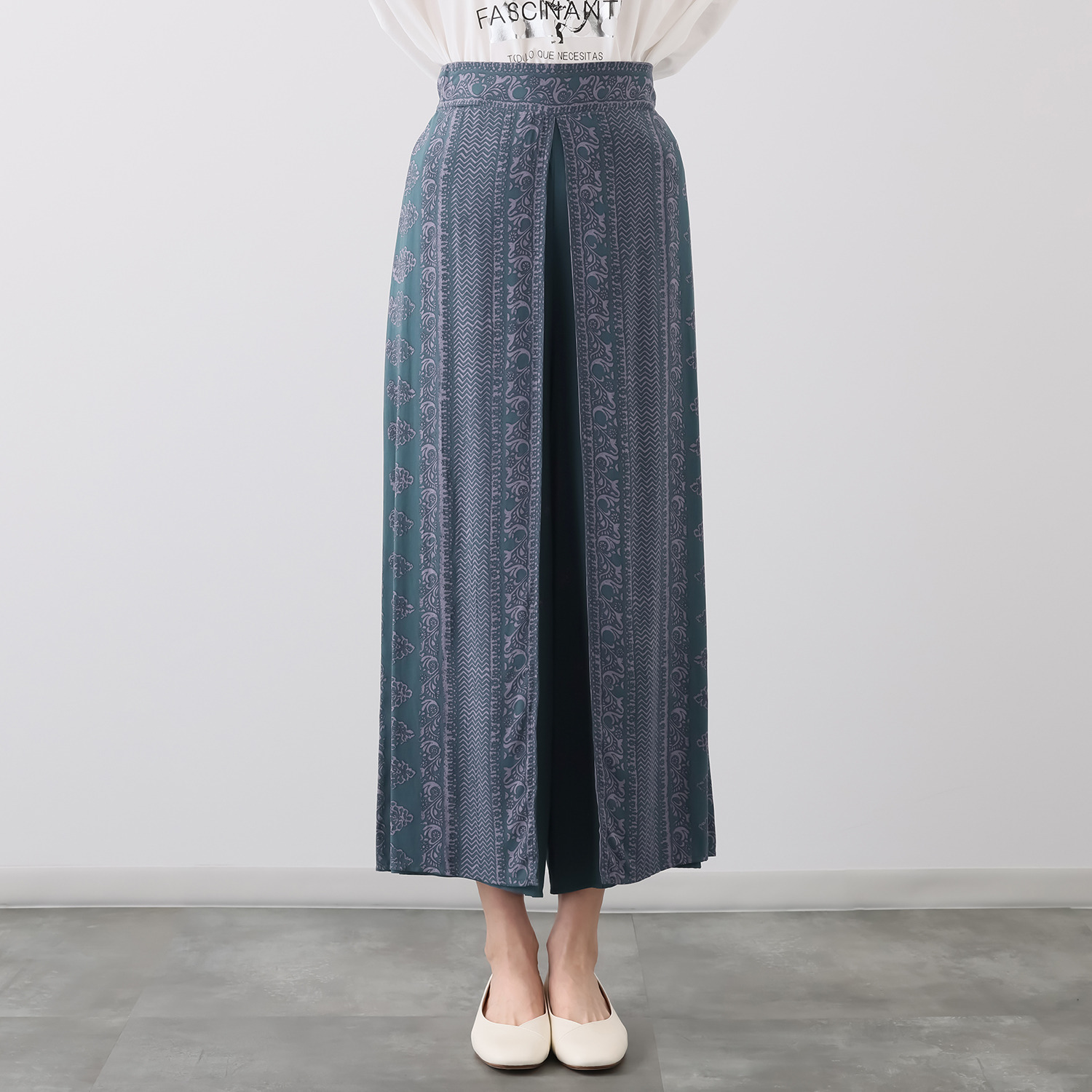 アリュメット 幾何柄 ラップワイドパンツ