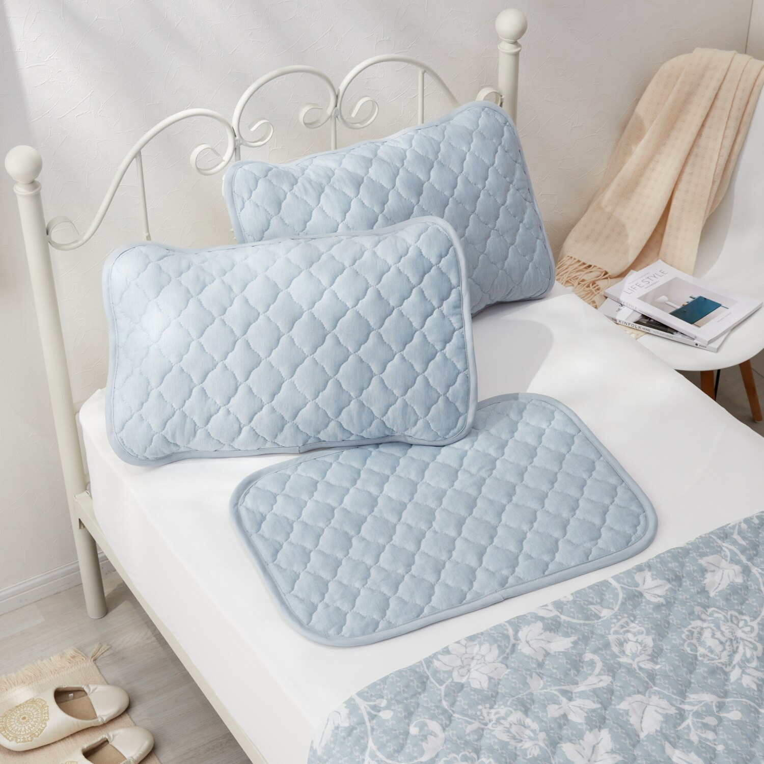 モリリン 抜群のひんやり感！ 柔らかな手触り デオコールド 消臭・防ダニ 枕パッド同色３枚組