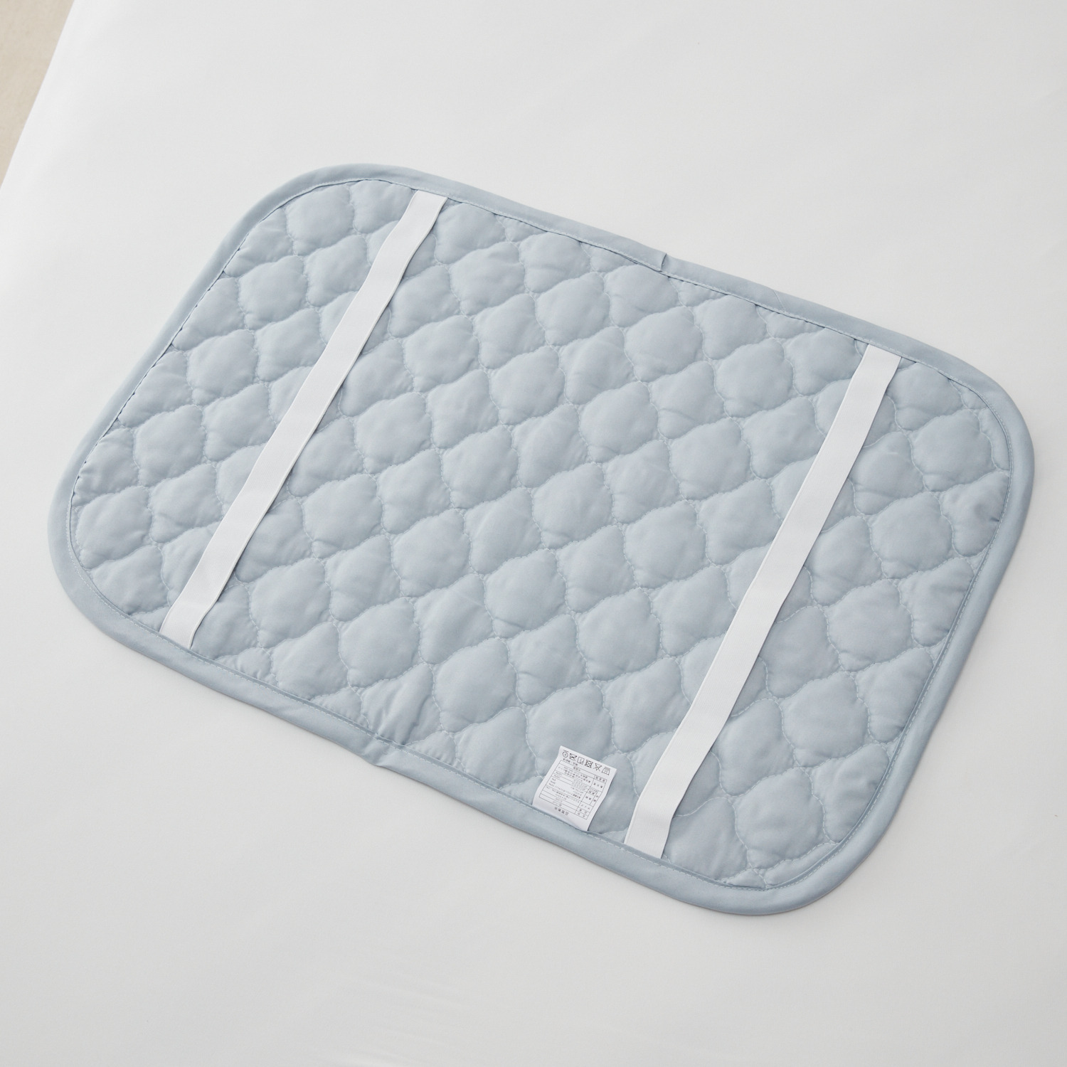 モリリン 抜群のひんやり感！ 柔らかな手触り デオコールド 消臭・防ダニ 枕パッド同色３枚組