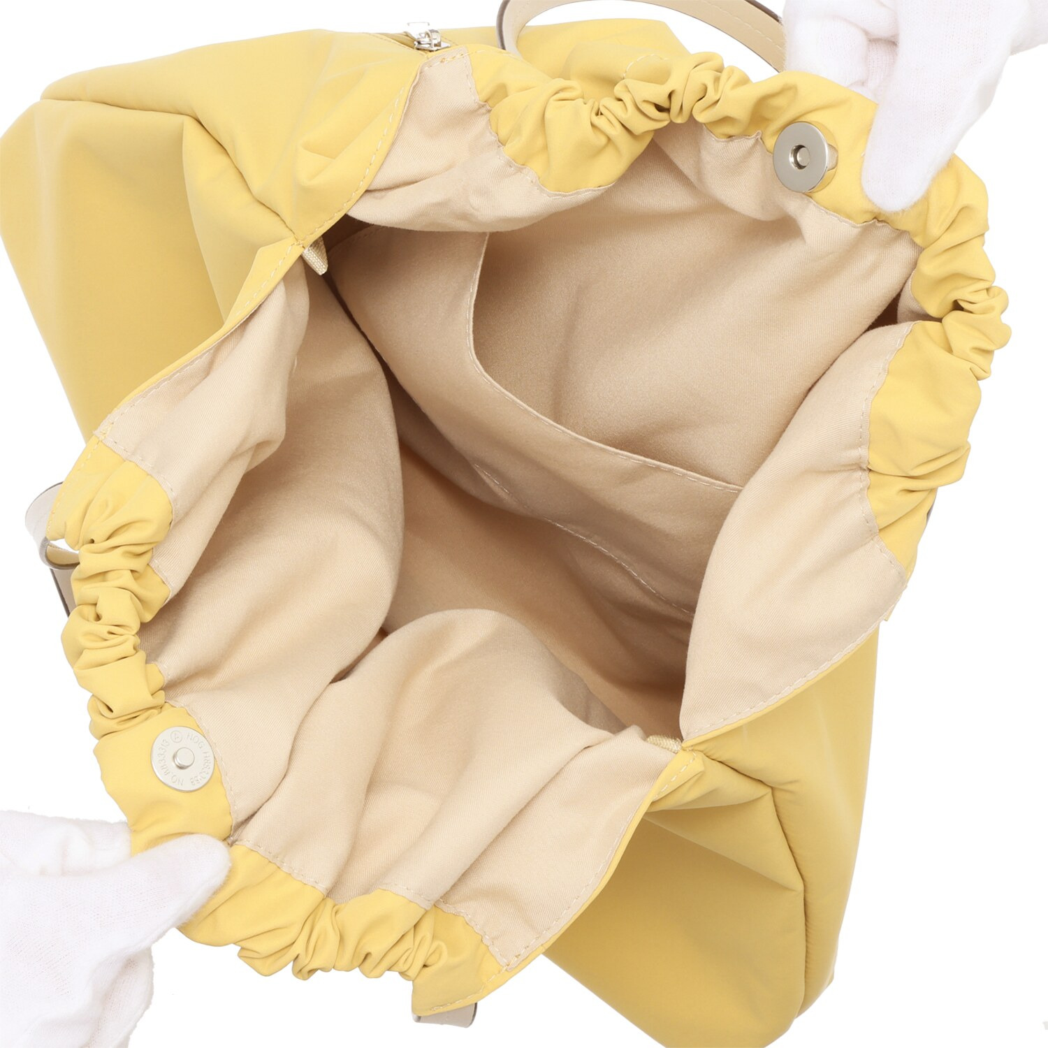 ラルジュ 巾着風 軽量Ａ４トートバッグ