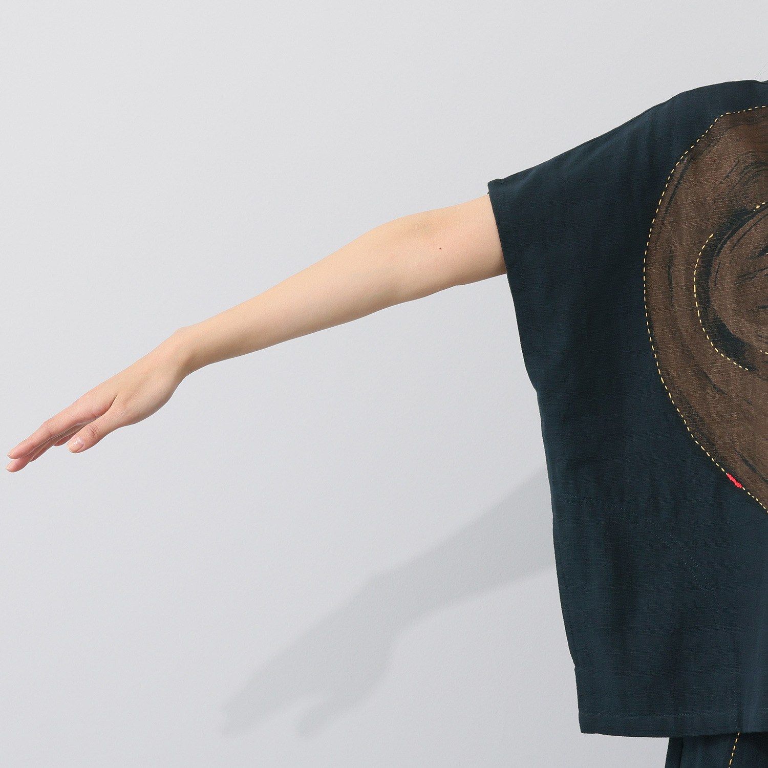 創作りょう うずまき柄 プルオーバー