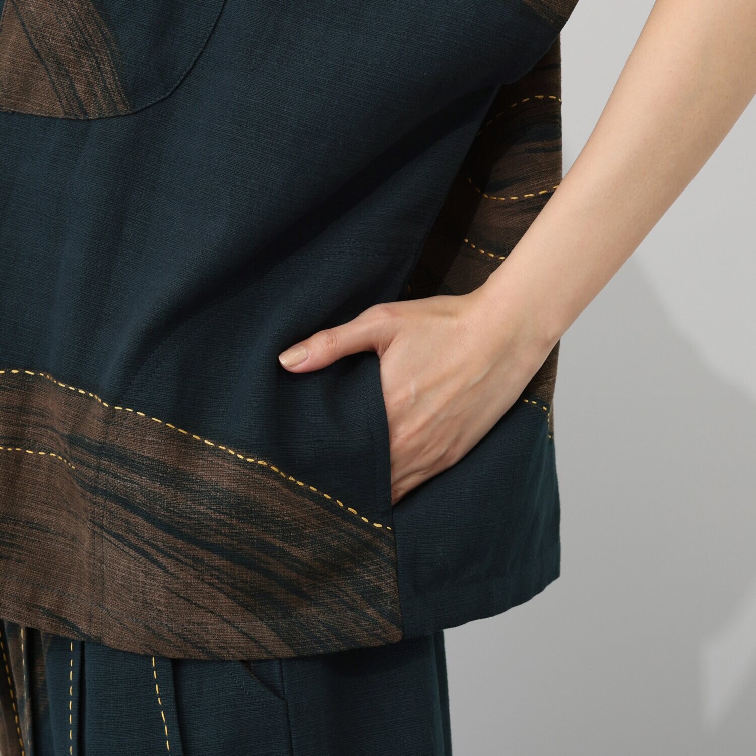 創作りょう うずまき柄 プルオーバー