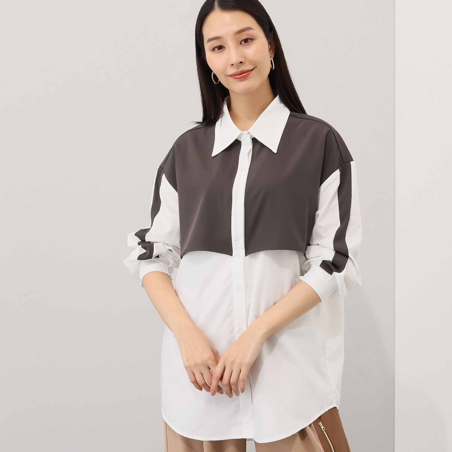 ラブソル モードライクな バイカラー ロングシャツ