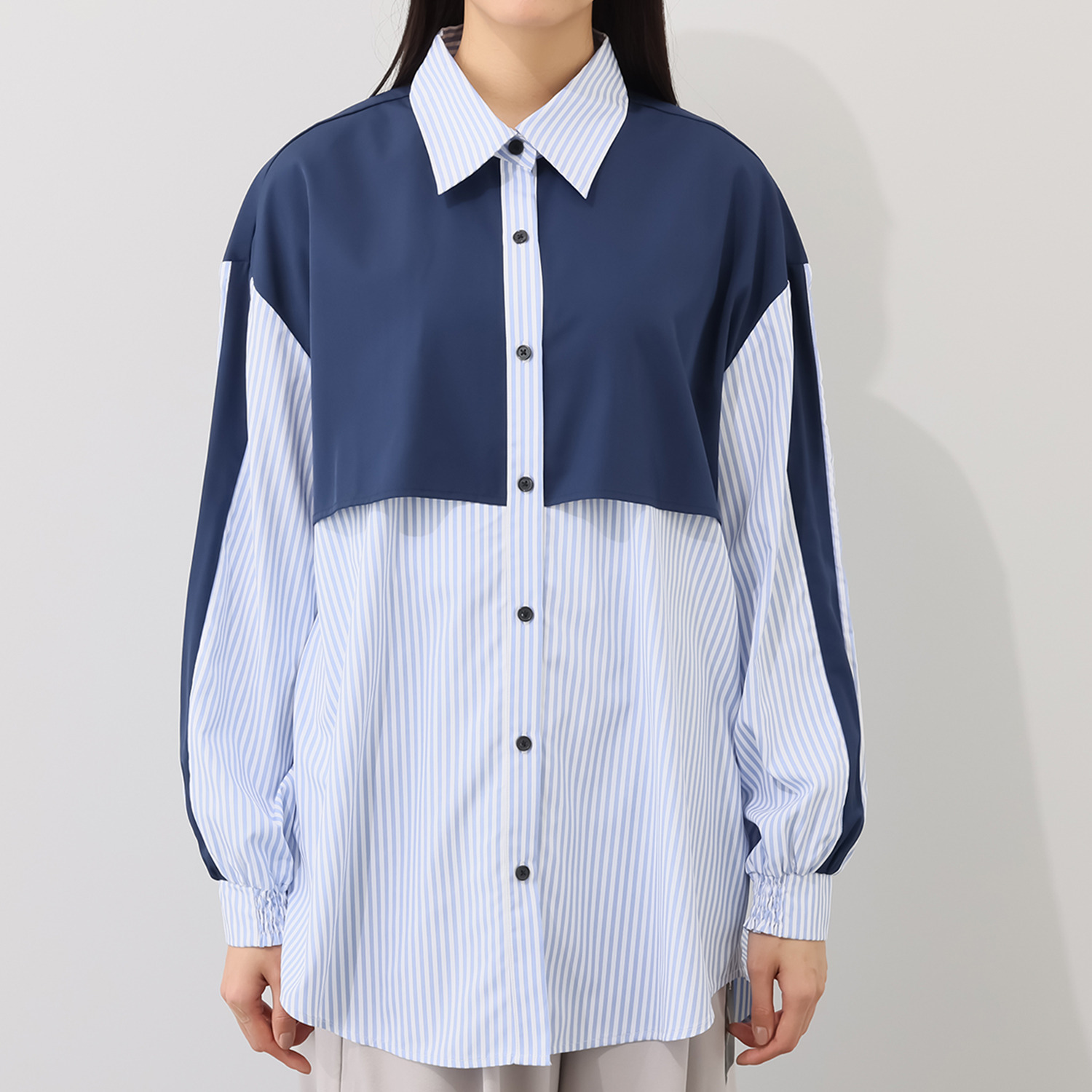 ラブソル モードライクな バイカラー ロングシャツ