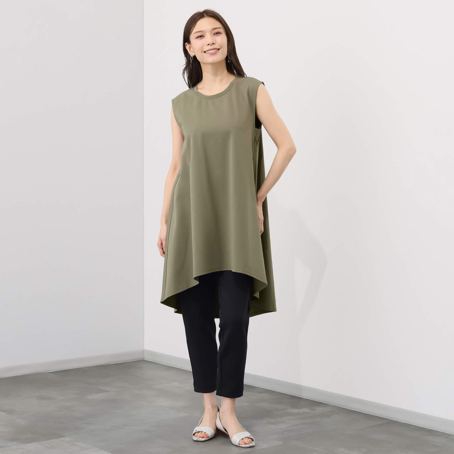 イシカワラボ★ヒトミ オーロラシルエット スリーブレス チュニック