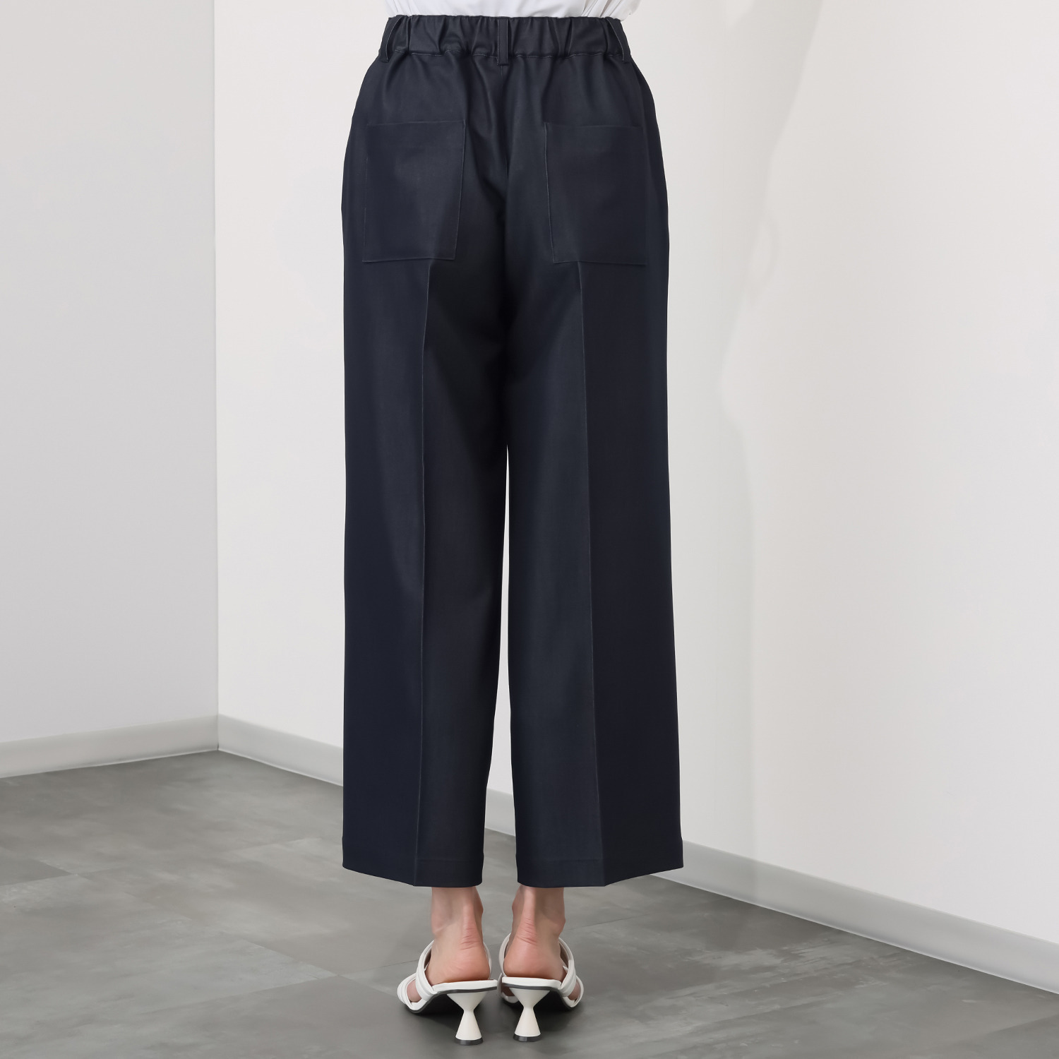 イシカワラボ★ヒトミ デニム調ストレッチツイル 上品見え セミワイドパンツ