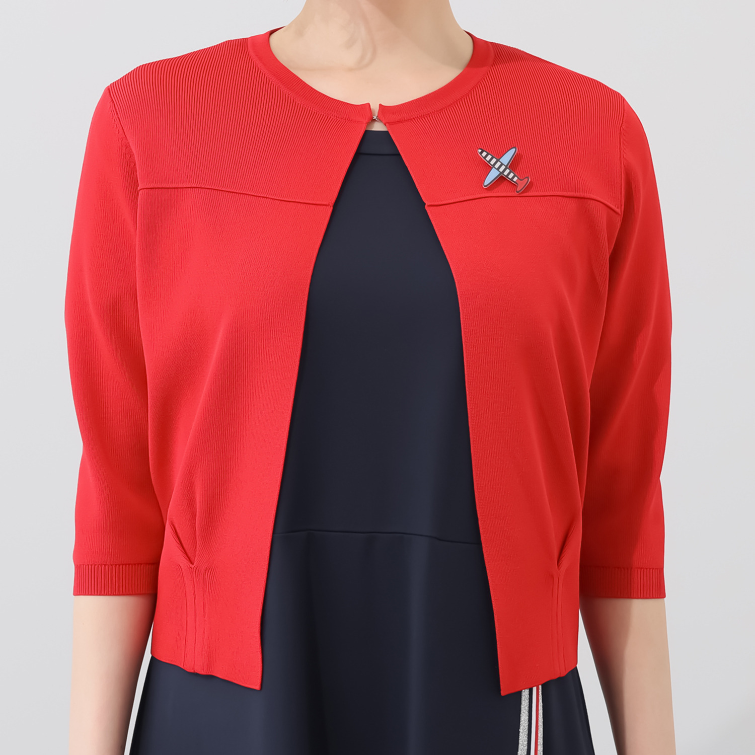 ブルーコレクション 飛行機バッジ付 七分袖 きれいめデザイン ニットカーディガン