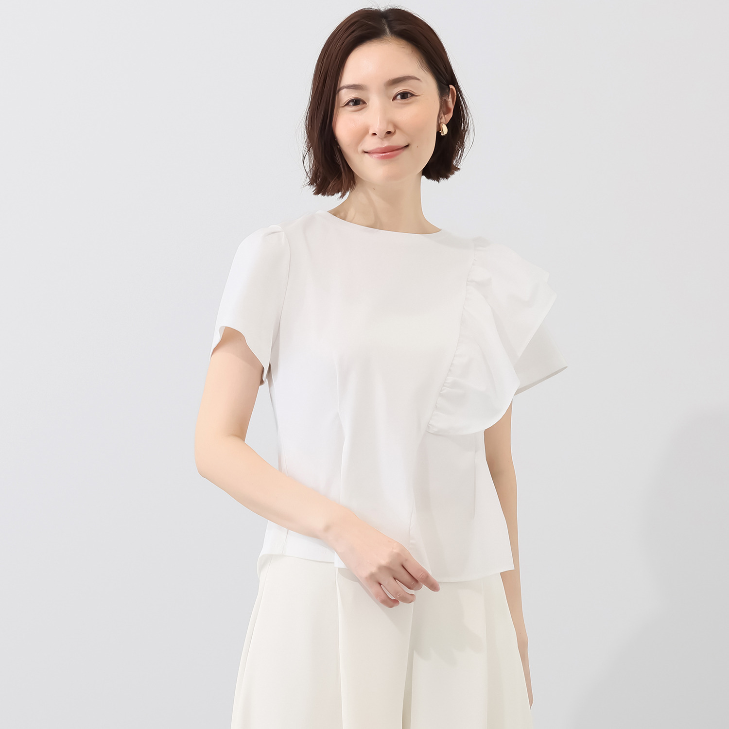 ブルーコレクション フリルアクセント アシンメトリーデザイン カットソープルオーバー