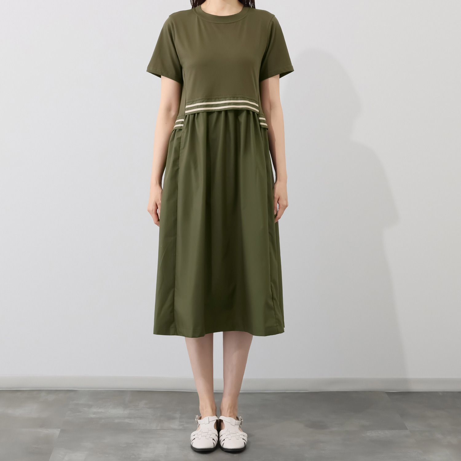 ラヴィーコンフォート 接触冷感 ラインアクセント 異素材ＭＩＸ モードでガーリーな 大人が好きなワンピース