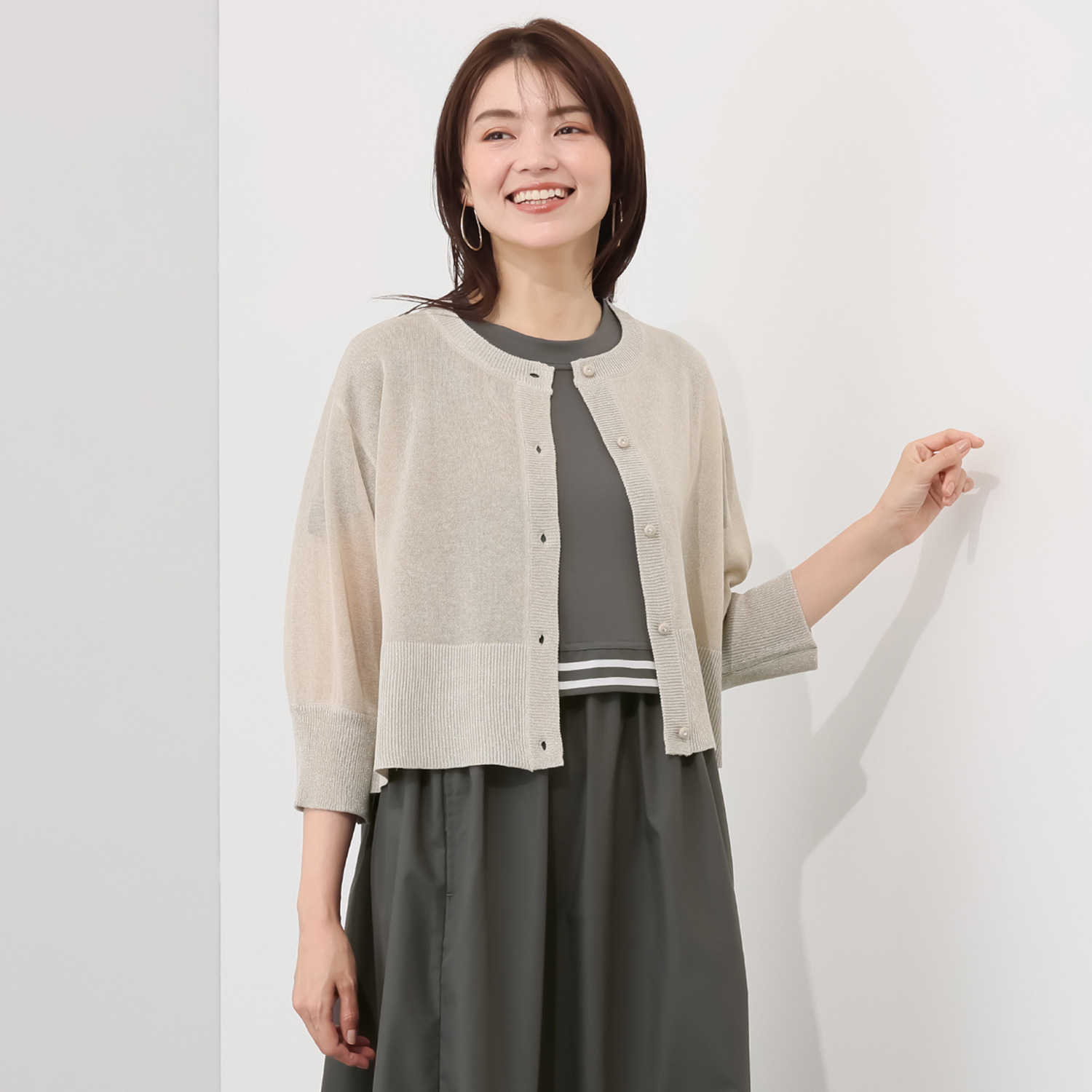 ラヴィーコンフォート ラメアクセント 袖コンシャスな ゴージャスカーディガン