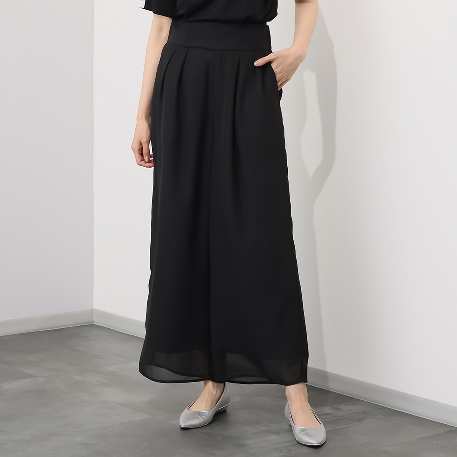 ボンボン・エ・ショコラ エアリーシフォンパンツ