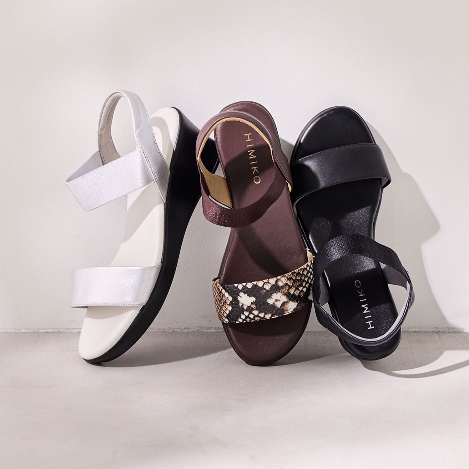 卑弥呼 本革 ゴムベルト ウェッジヒールサンダル