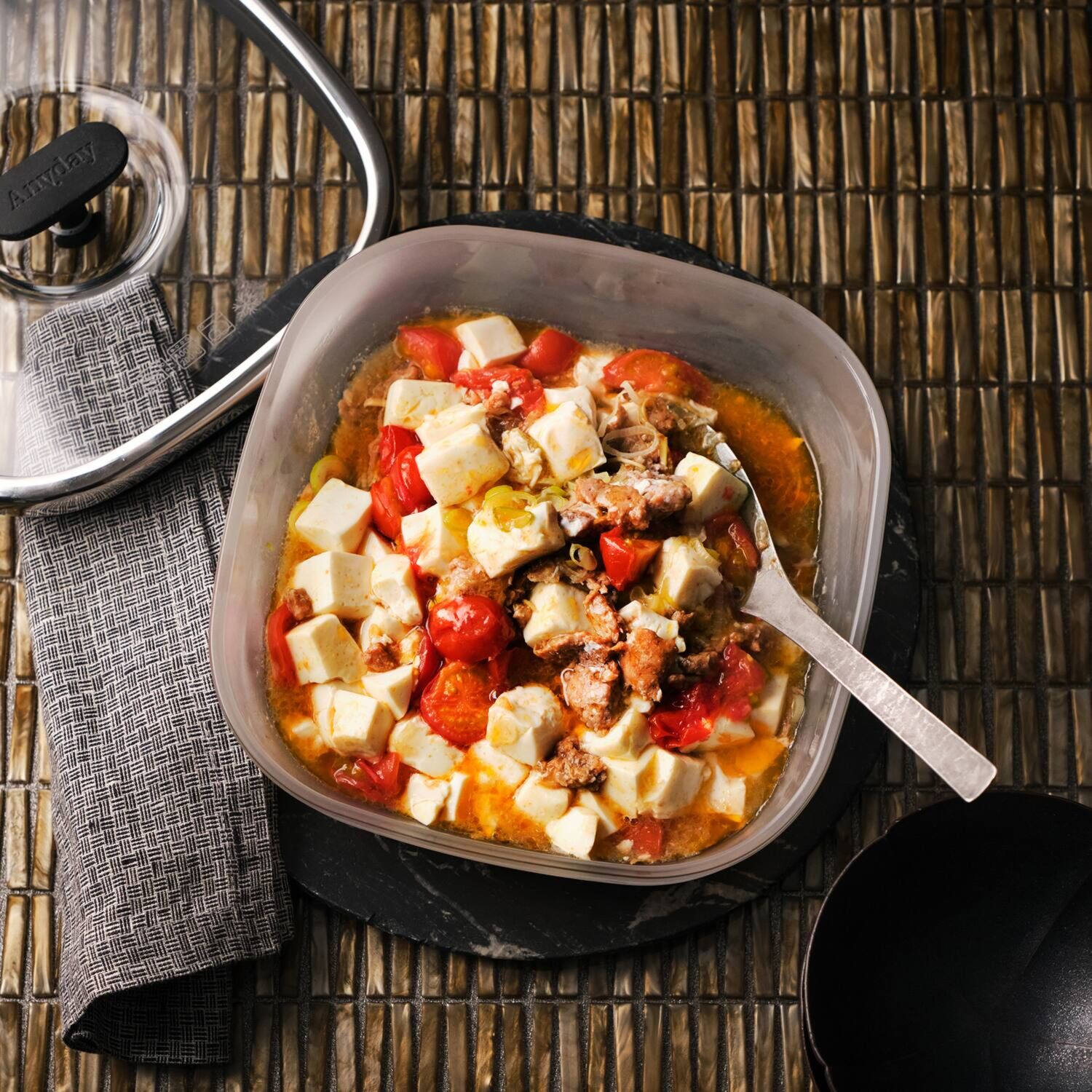 メインディッシュも たっぷり作れるサイズ マイヤー ワンミールエニデイ