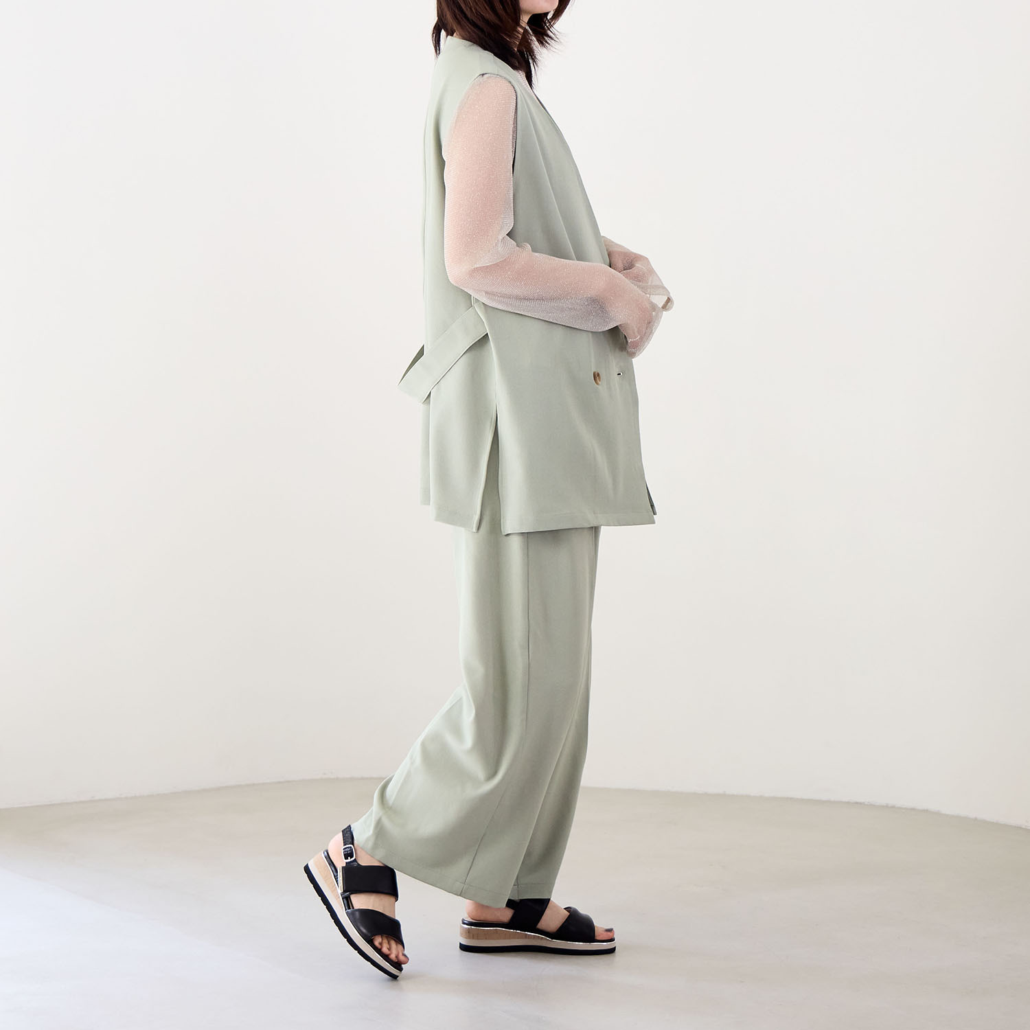 卑弥呼 ソフトシープレザー パデットサンダル