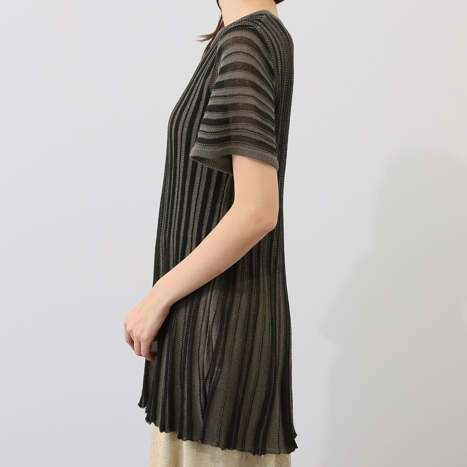 ダリュ　リファインド ストライプ柄 ペプラム チュニック