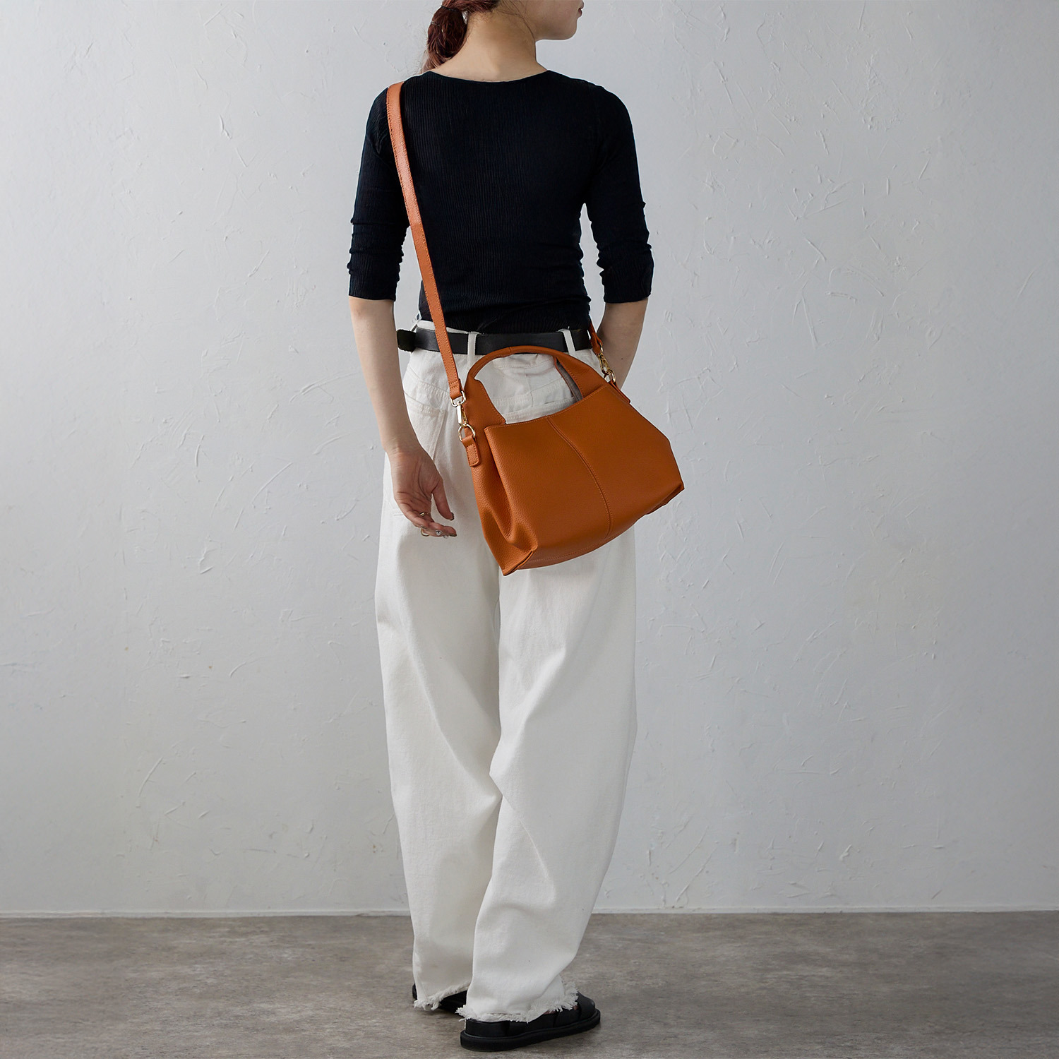 グッシオイタリー オリジナル開発レザー タックデザイン ２ウェイバッグ