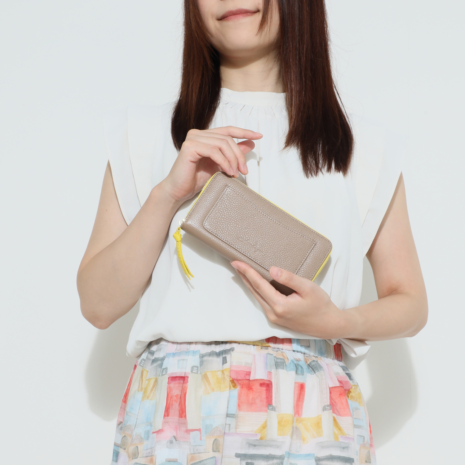 リズデイズ 牛革 ラウンドデザイン スリムロングウォレット