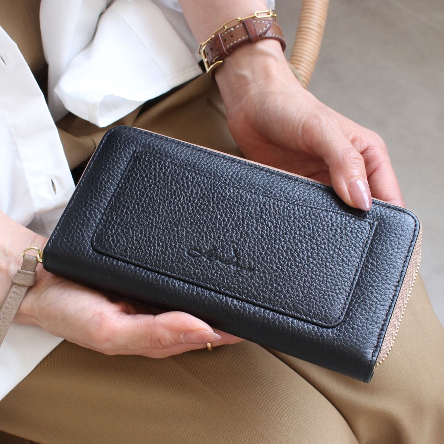 リズデイズ 牛革 ラウンドデザイン スリムロングウォレット