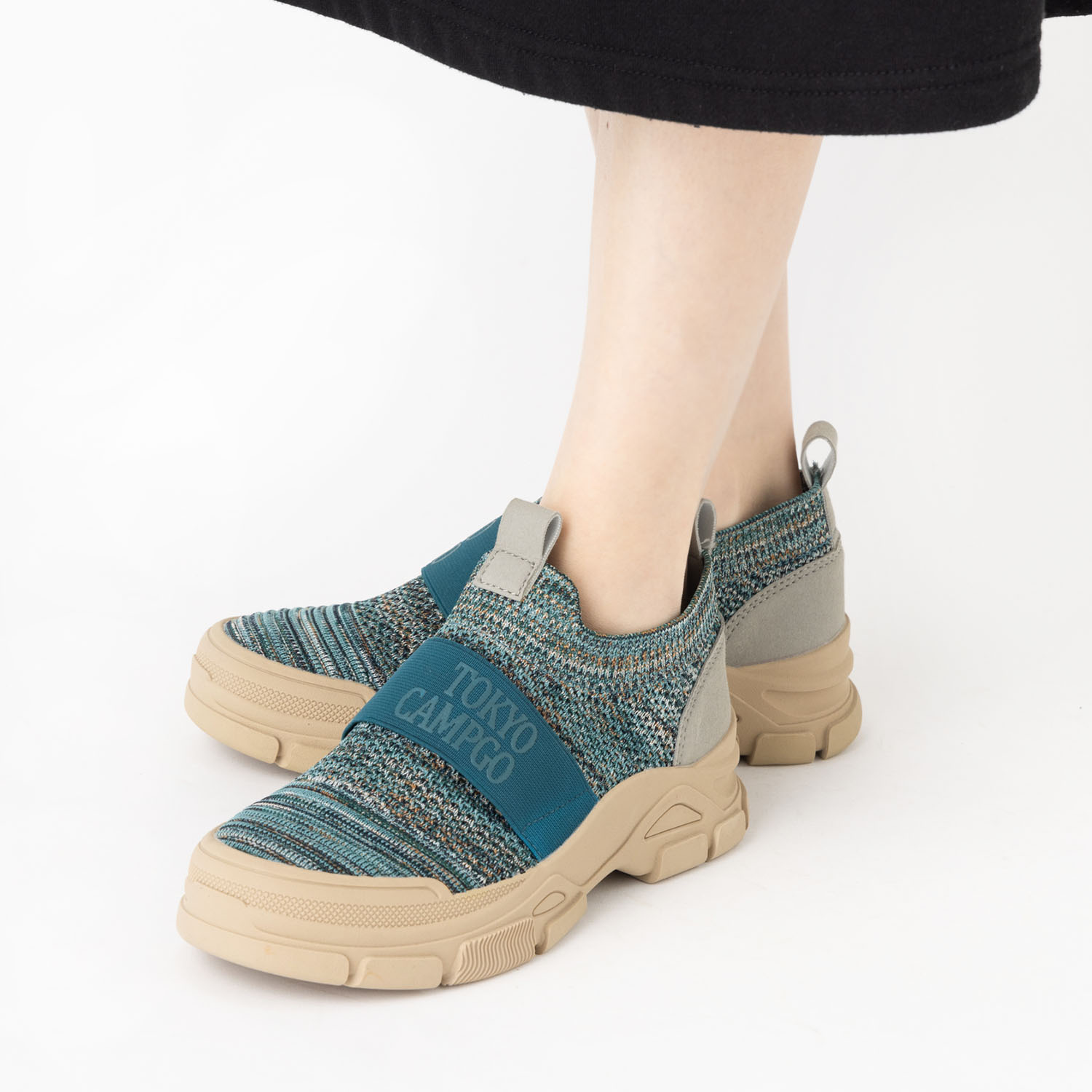 トーキョーキャンプゴー 防水・防滑 ニット素材で着脱ラクラク ボリュームソール スリッポンシューズ