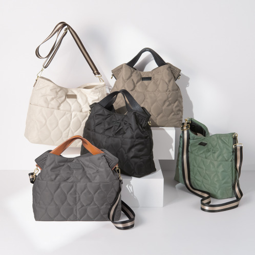 リズデイズ はっ水キルティング 2ウェイ A4トートバッグ リズデイズ はっ水キルティング 2ウェイ A4トートバッグ
