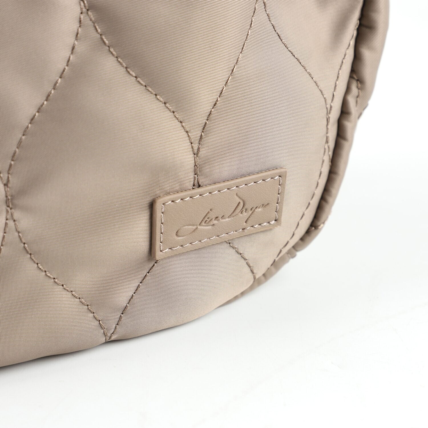 リズデイズ はっ水キルティング 舟形ショルダーバッグ