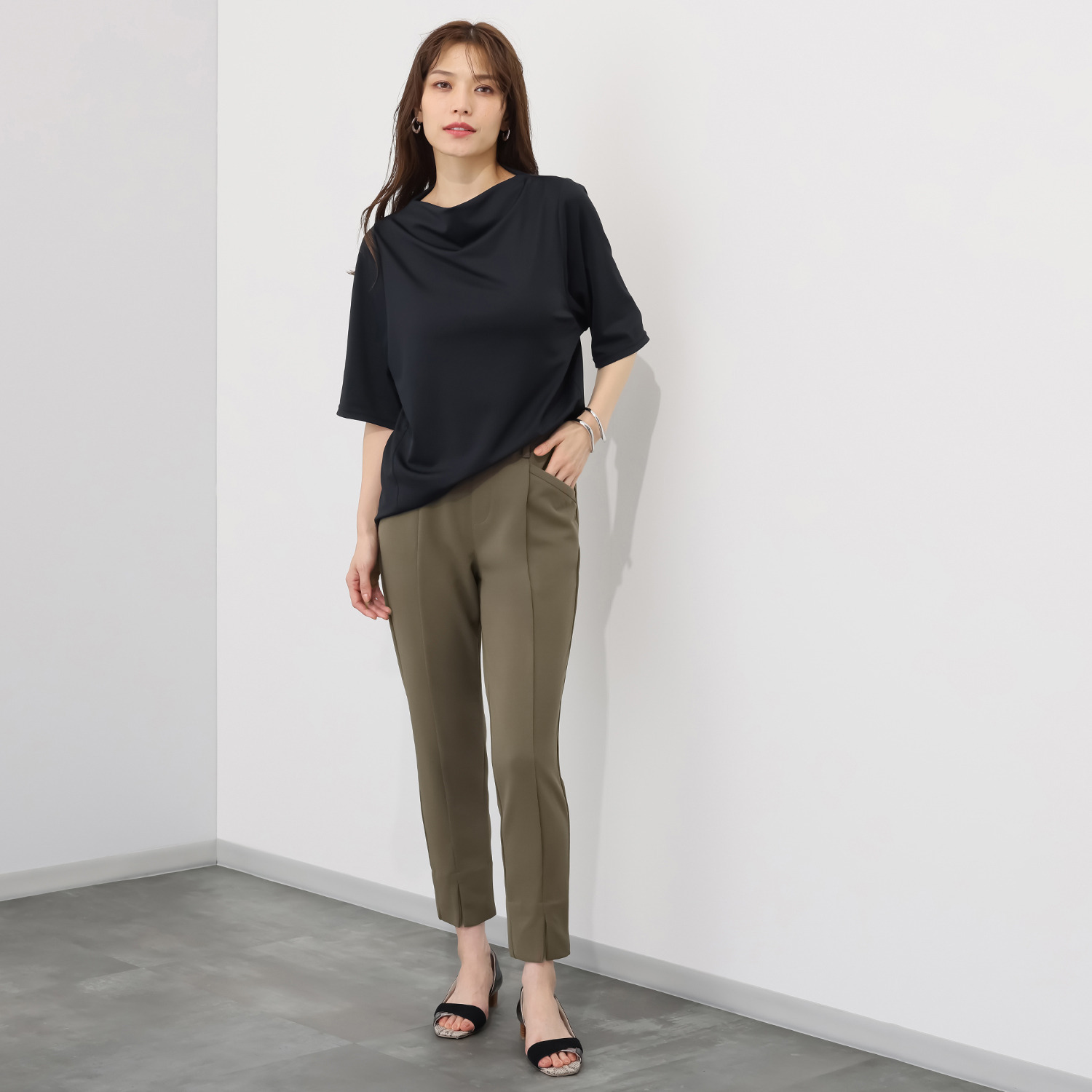 ラ・シュシュ ＵＶカット ドライジョーゼット センタースリット入り スリムパンツ