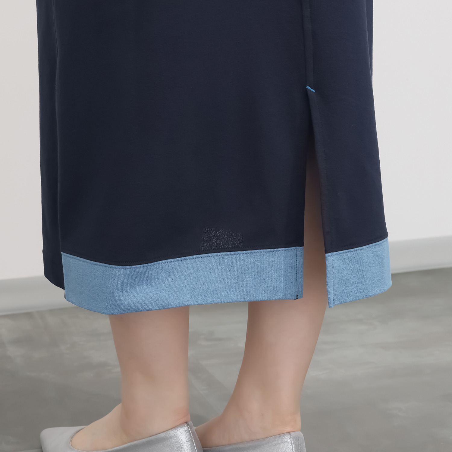 シロヤイチガントウキョウ ＤＥＰＥＮＤ糸使用 アムンゼン スカート