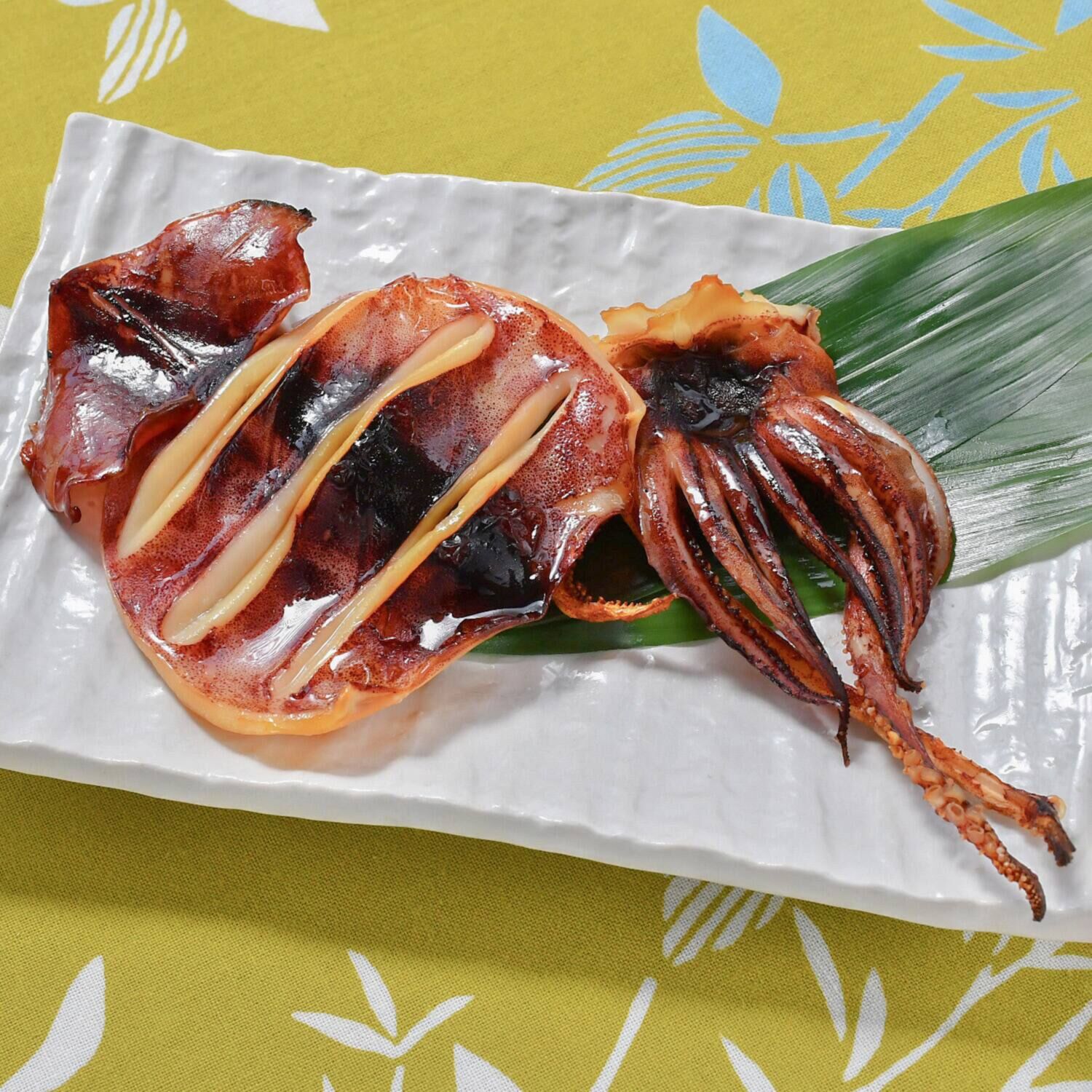 ＜賞味期限間近のため＞　函館市　ヱビス商会　日本海産やわらか 冷凍開きするめいか