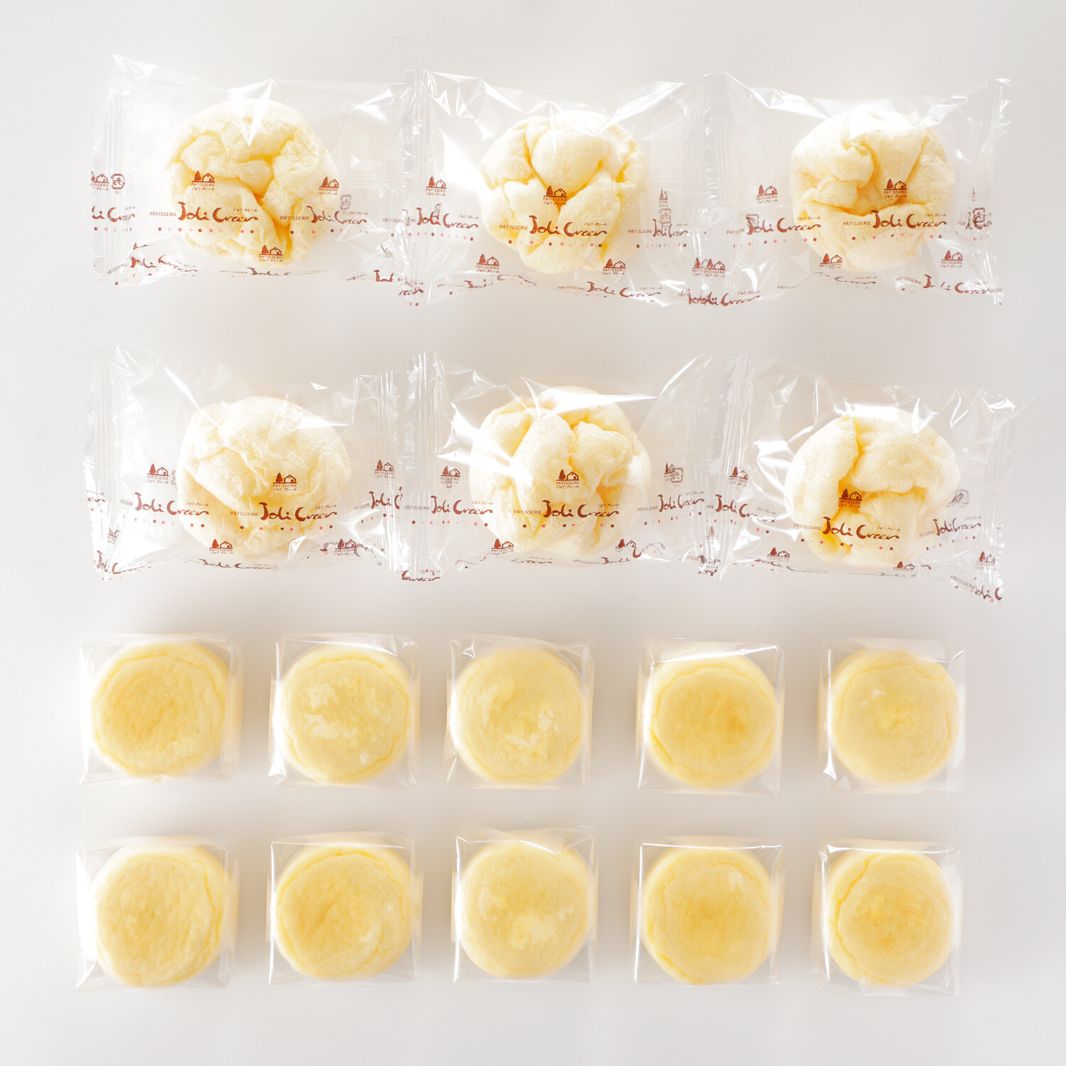 ジョリ・クレール ふんわりくちどけ チーズ・スフレ＆ もちもち食感 シュークリーム
