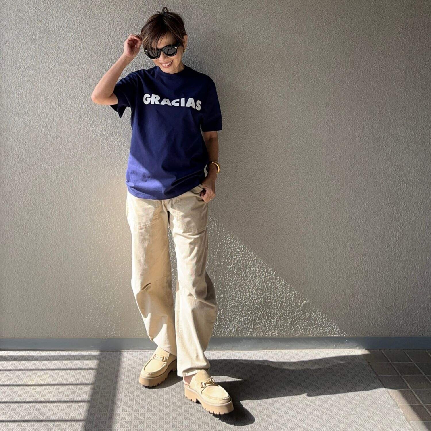 ラソエヌサーティスリー ディグリーズ スペイン語ロゴがポイント 定番プリントＴシャツ