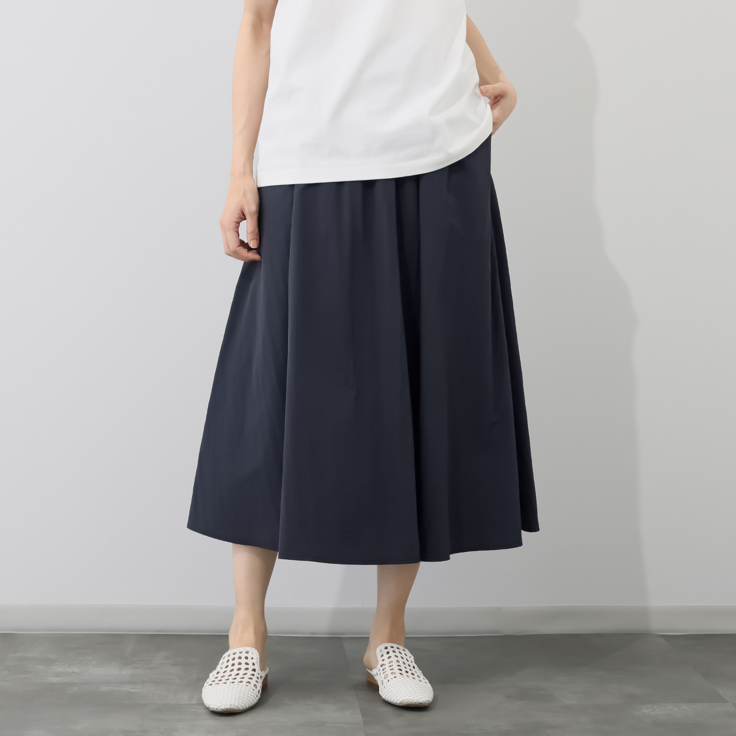 ラソエヌサーティスリー ディグリーズ はっ水 ギャザースカート