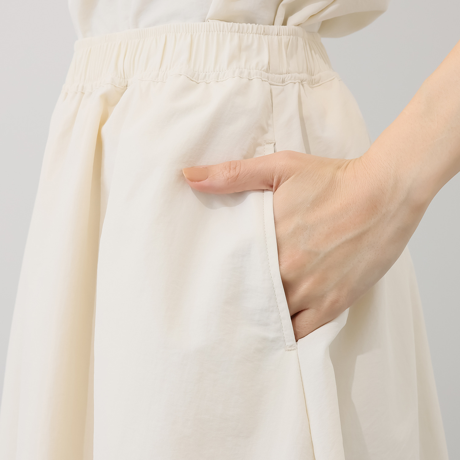 ラソエヌサーティスリー ディグリーズ はっ水 ギャザースカート