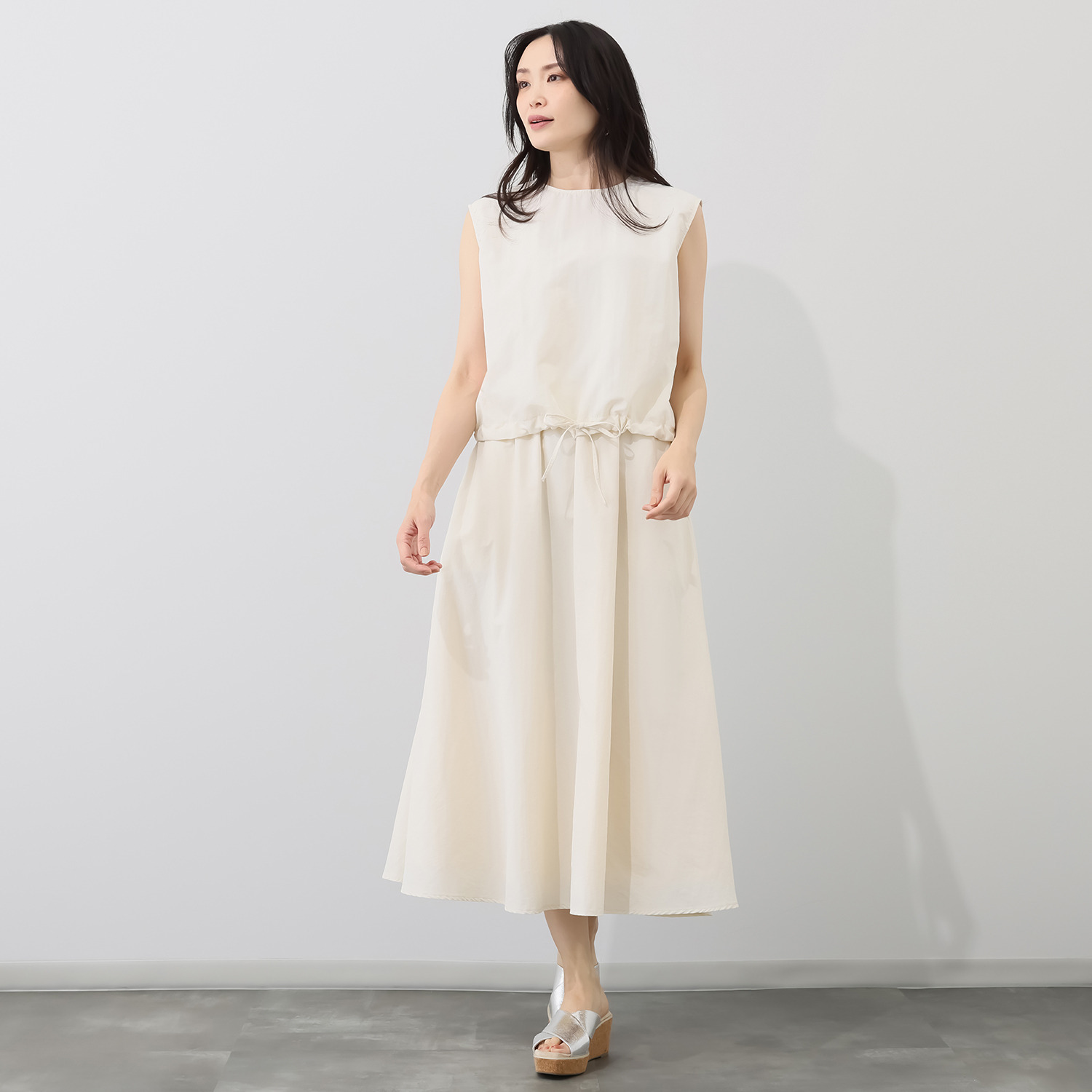 ラソエヌサーティスリー ディグリーズ はっ水 ギャザースカート