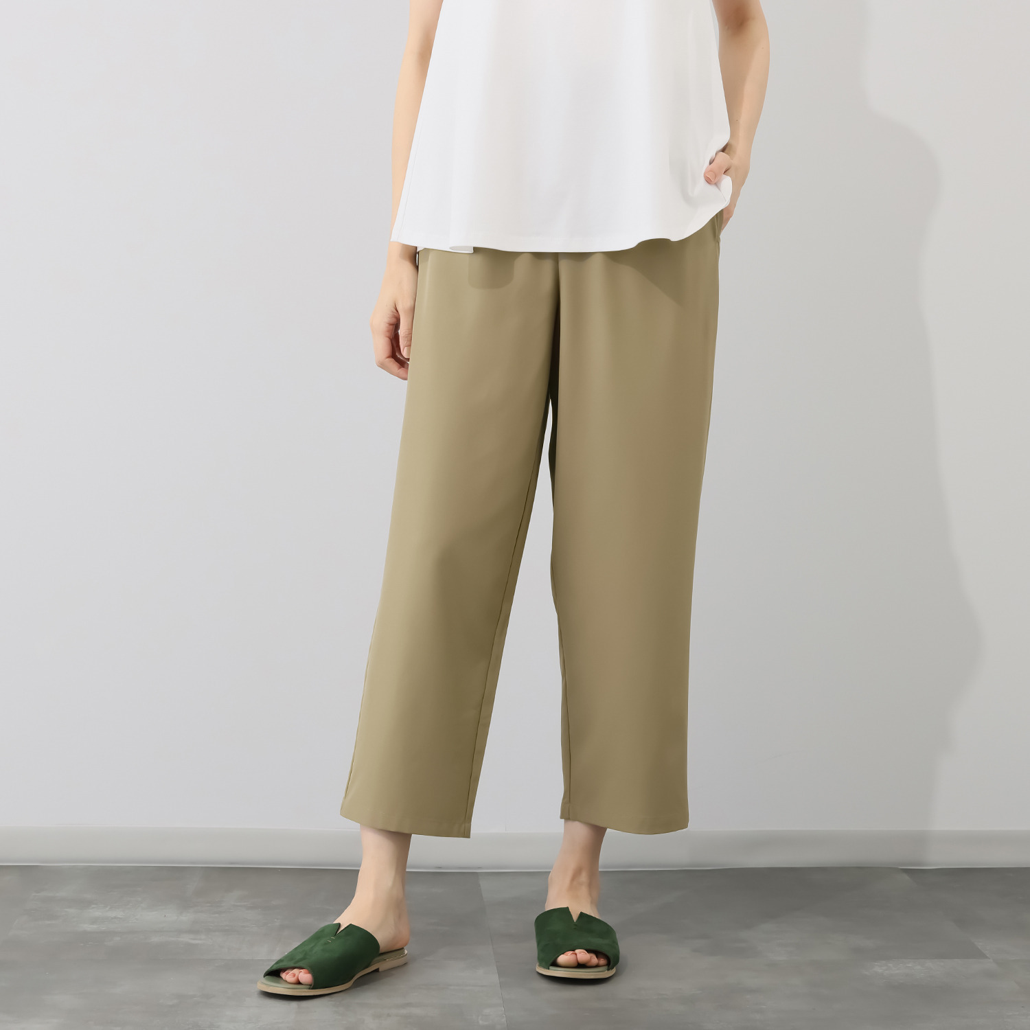 ラソエヌサーティスリー ディグリーズ リラックスシルエット ギャザーイージーパンツ