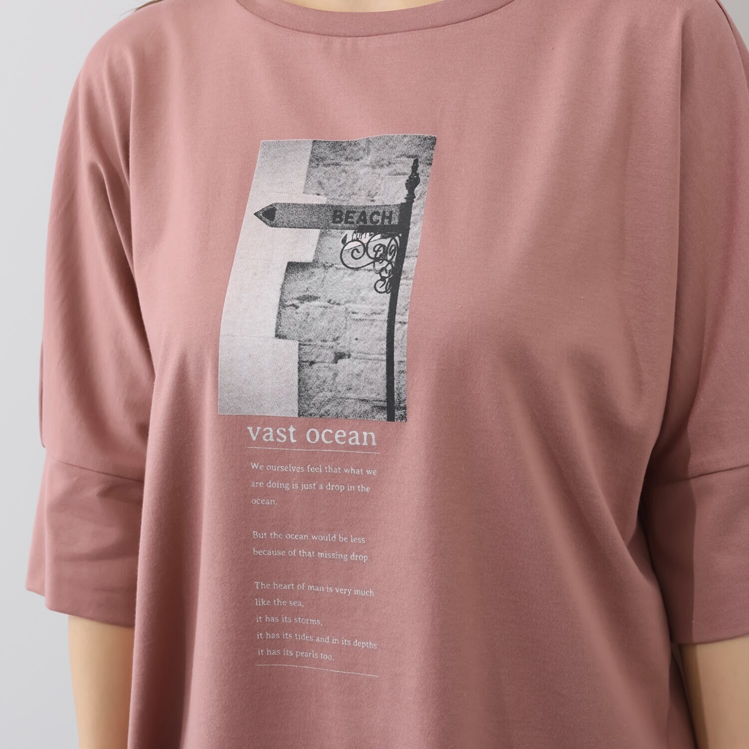 ノーボノーボ ドルマンスリーブ フォト＆ロゴＴシャツ