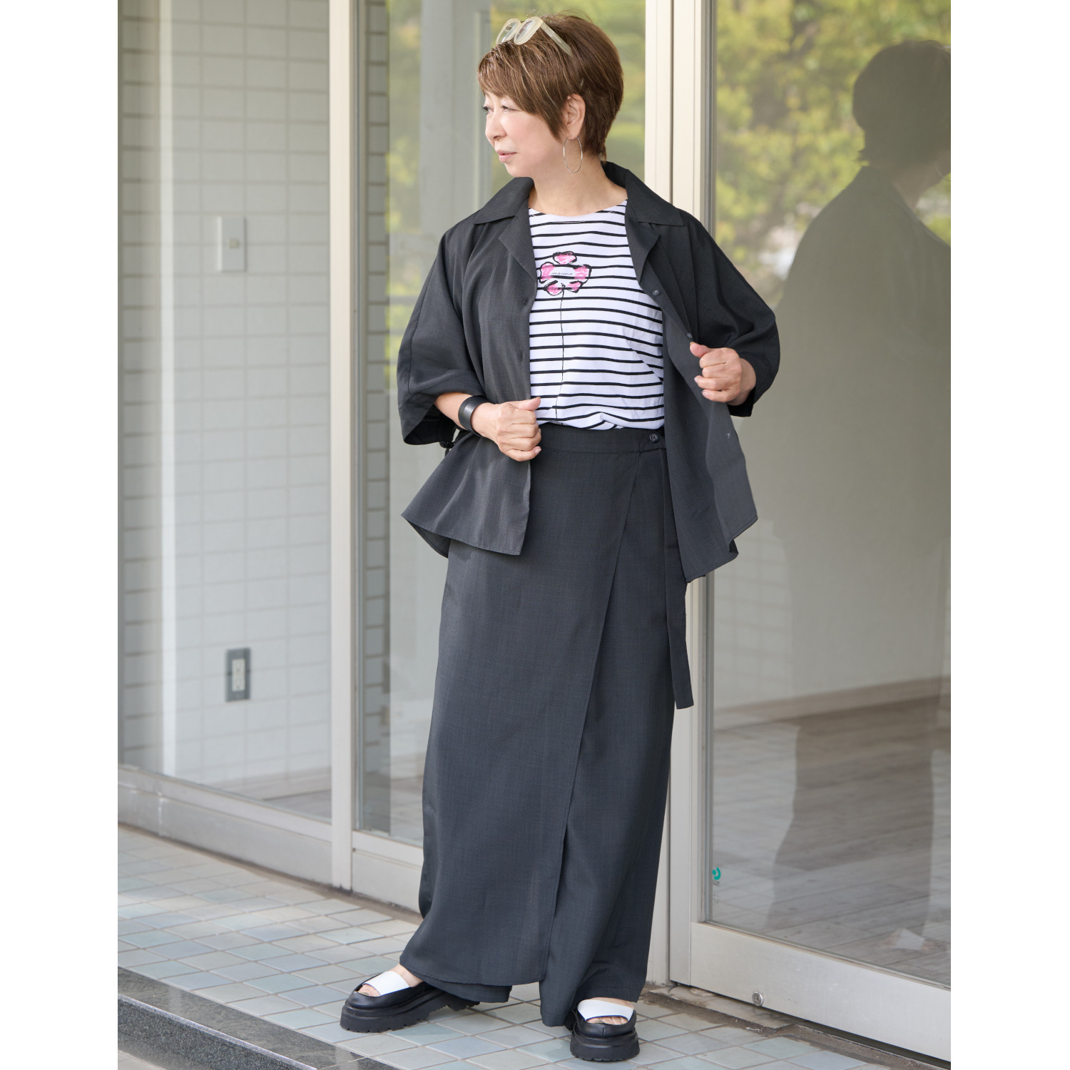 ウノ・ウノ・ドゥーエ 軽くて涼しい シワになりにくい 楽ちん着脱 ラップ風ワイドパンツ