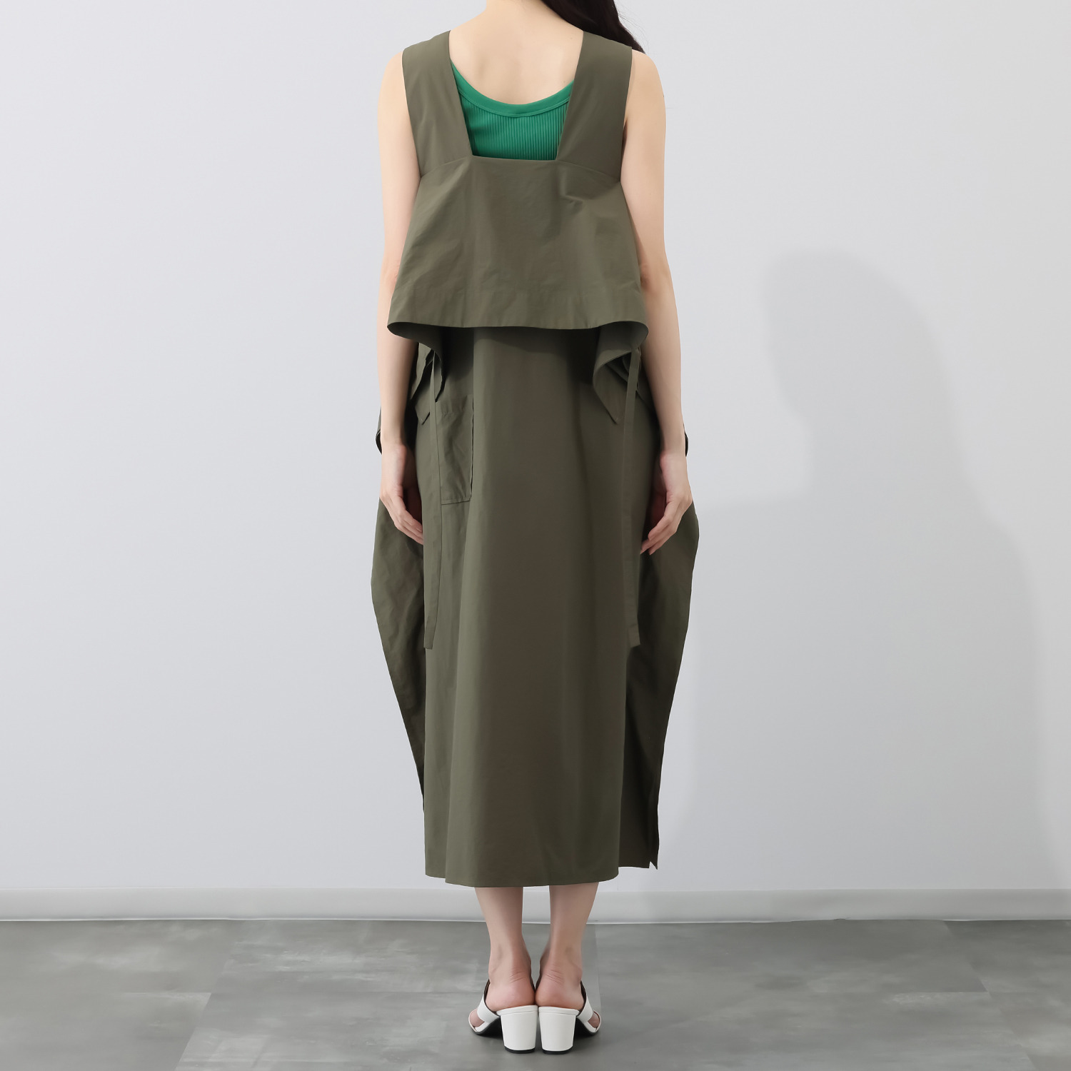 ウノ・ウノ・ドゥーエ アレンジいろいろ 着て楽しい ２ウェイ ジャンパースカート