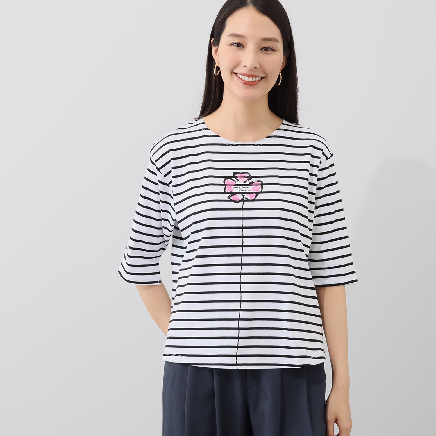 ウノ・ウノ・ドゥーエ オリジナルロゴモティーフ 五分袖Ｔシャツ