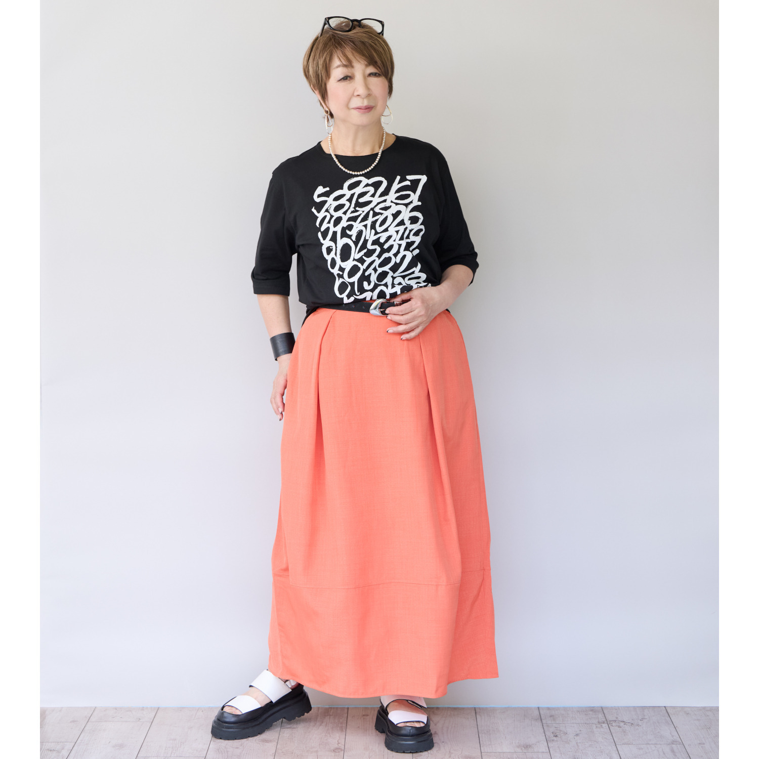 ウノ・ウノ・ドゥーエ オリジナルロゴモティーフ 五分袖Ｔシャツ