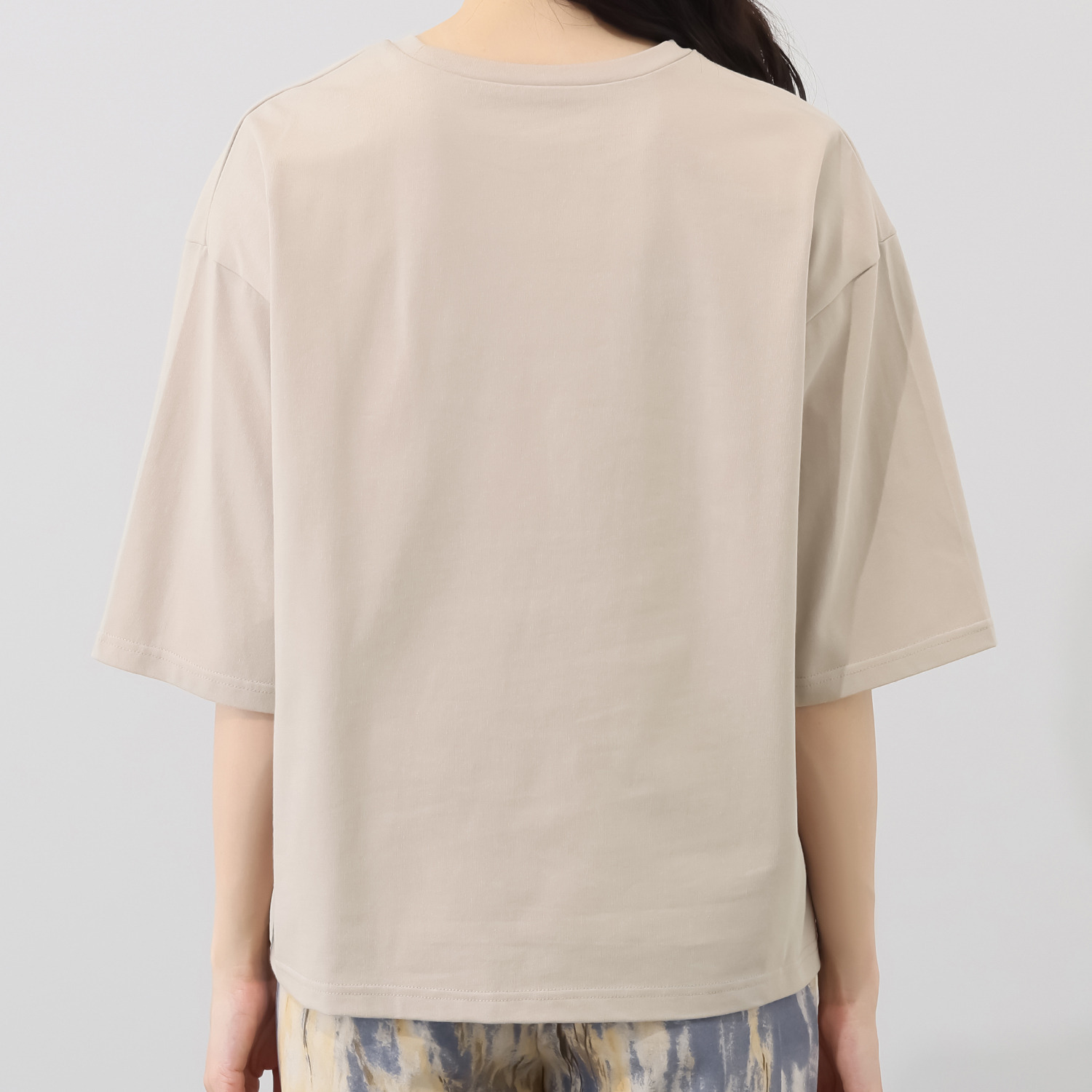 エピデミーク コットン１００％ 配色ロゴＴシャツ