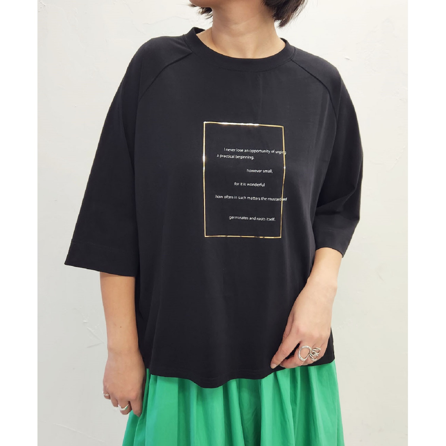 エピデミーク 箔プリントロゴＴシャツ