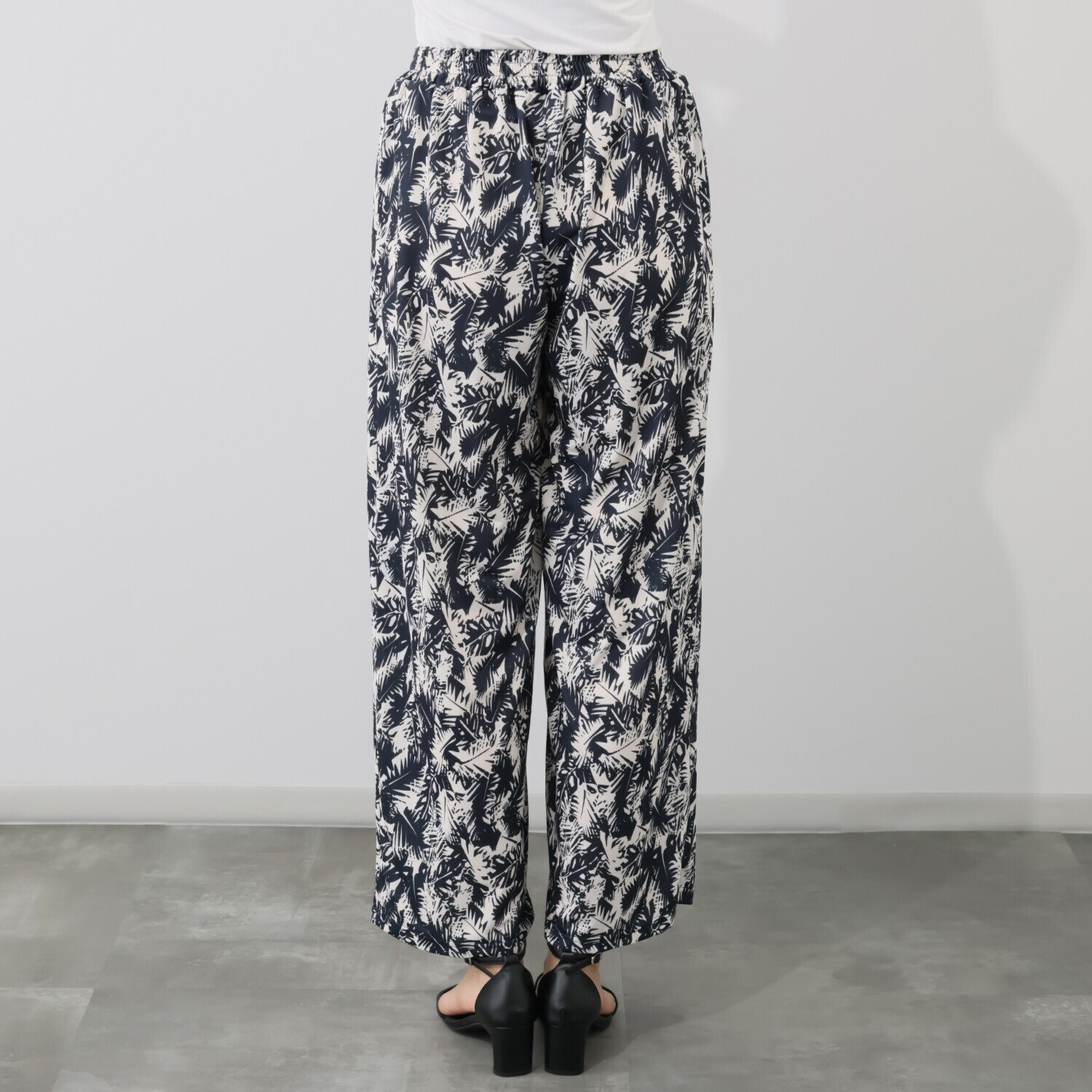 ルイボーテ ひんやりクール らくちんスマート セミワイドパンツ