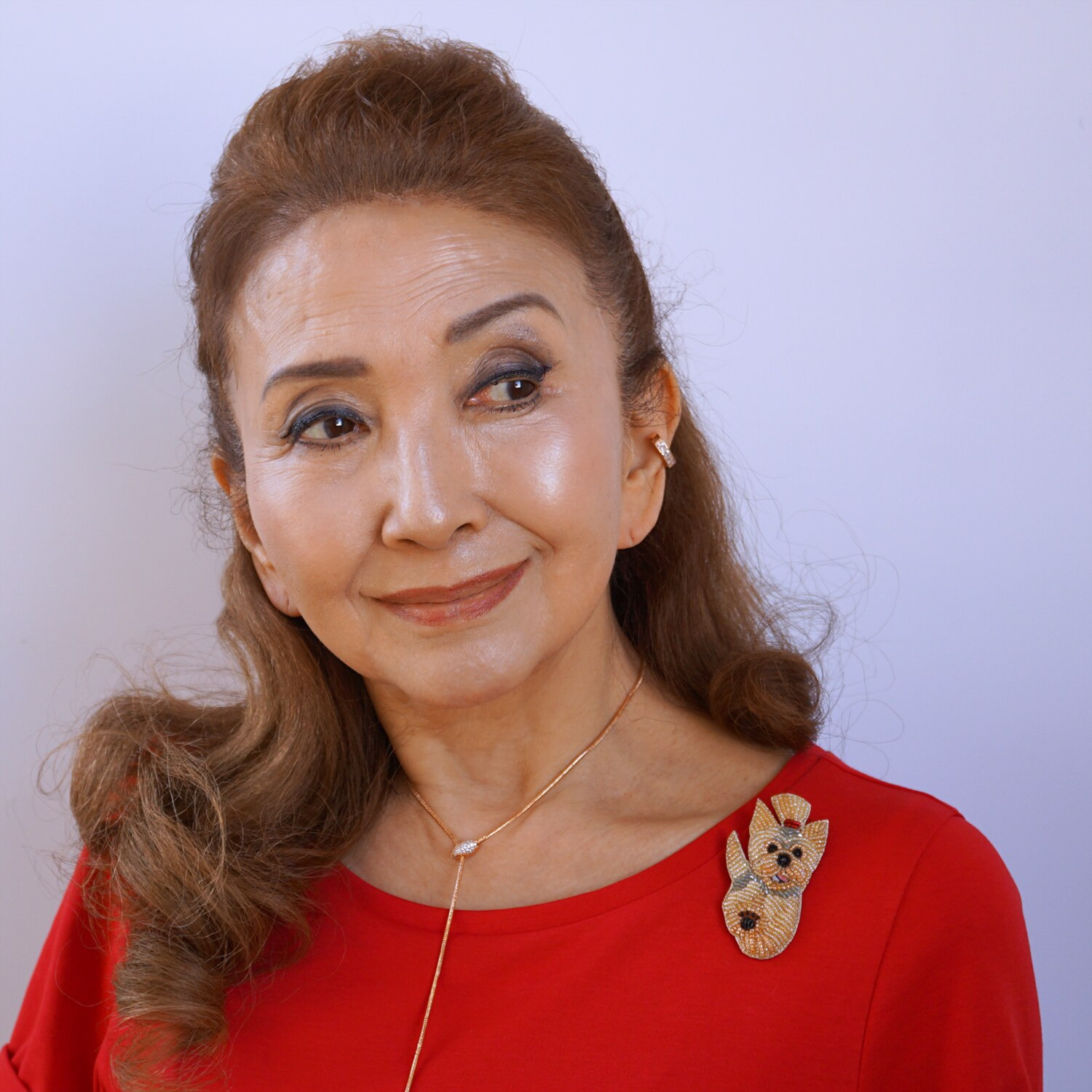 マダムヒロコ ビーズ刺しゅう アニマルモティーフ ブローチ “マイフレンド”