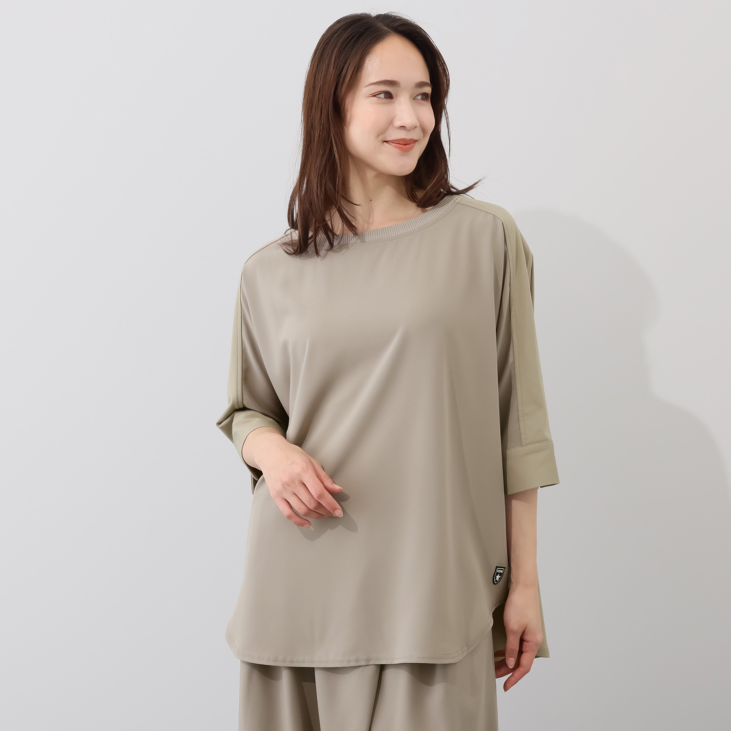 シーン 異素材コンビ ドルマンスリーブ プルオーバー