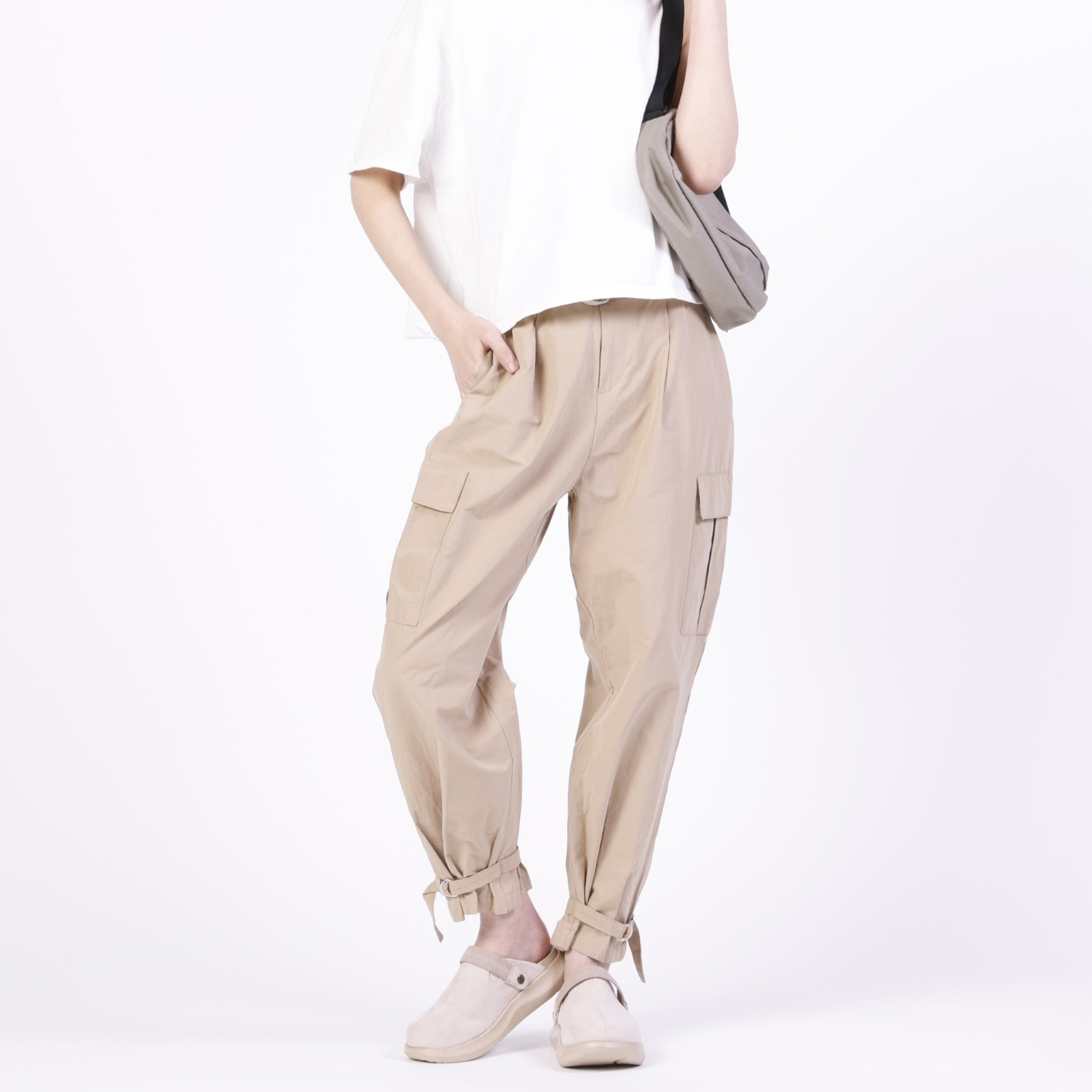 スッキリ！気持ちいい！ 足裏から健康意識を 整体師が本気で考えた 健康サボシューズ ＜室内外両用＞