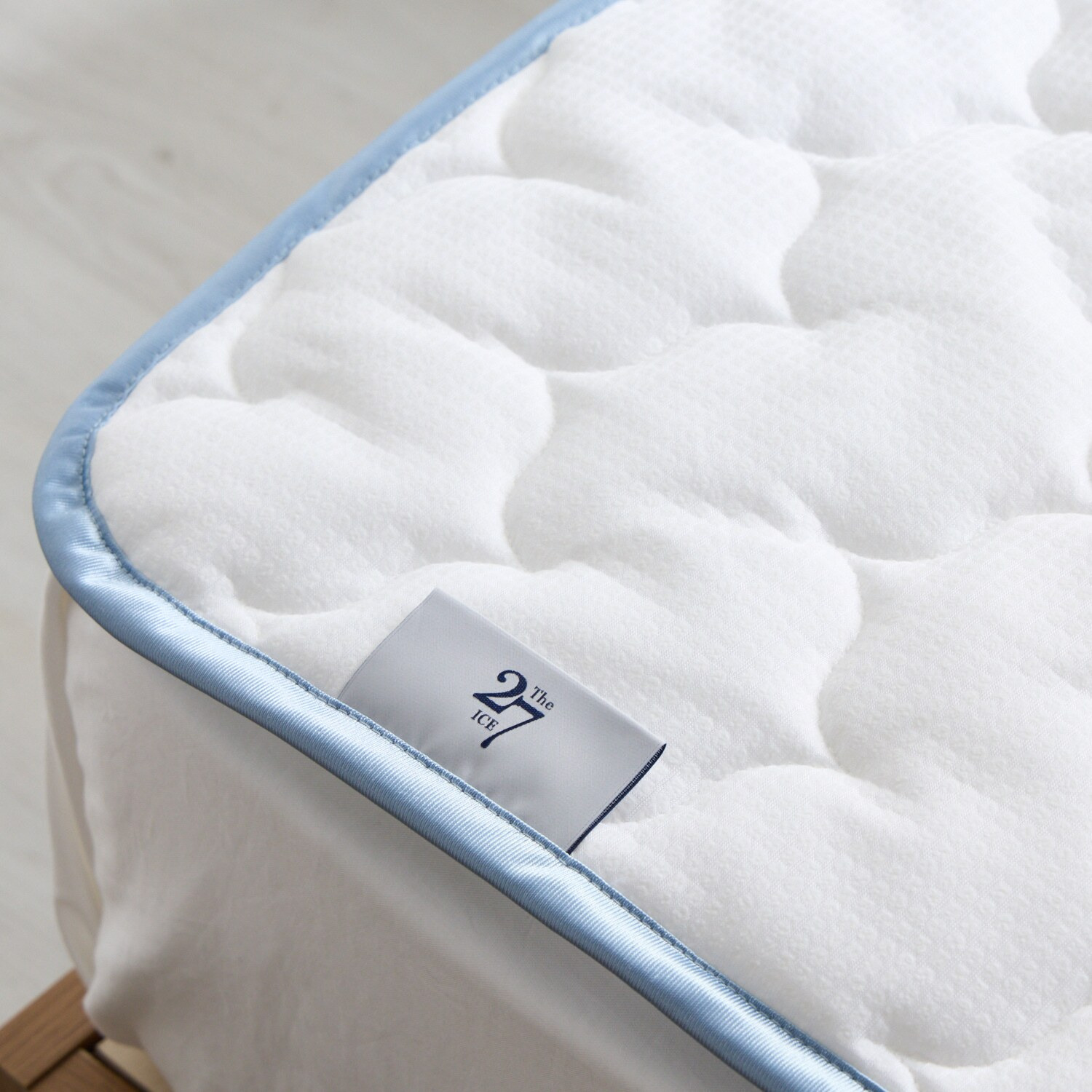 快眠博士 夏の夜を圧倒的に快適に！ Ｔｈｅ　ＩＣＥ　２７ 敷きパッド ＜ダブル＞