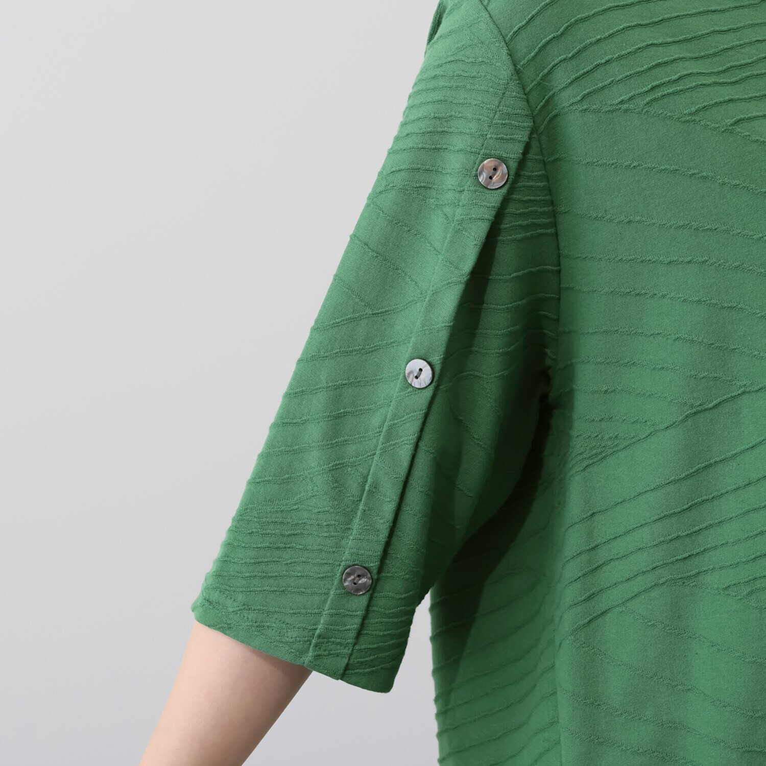 コイビトミサキ 袖ボタンアクセント ジャガードプルオーバー